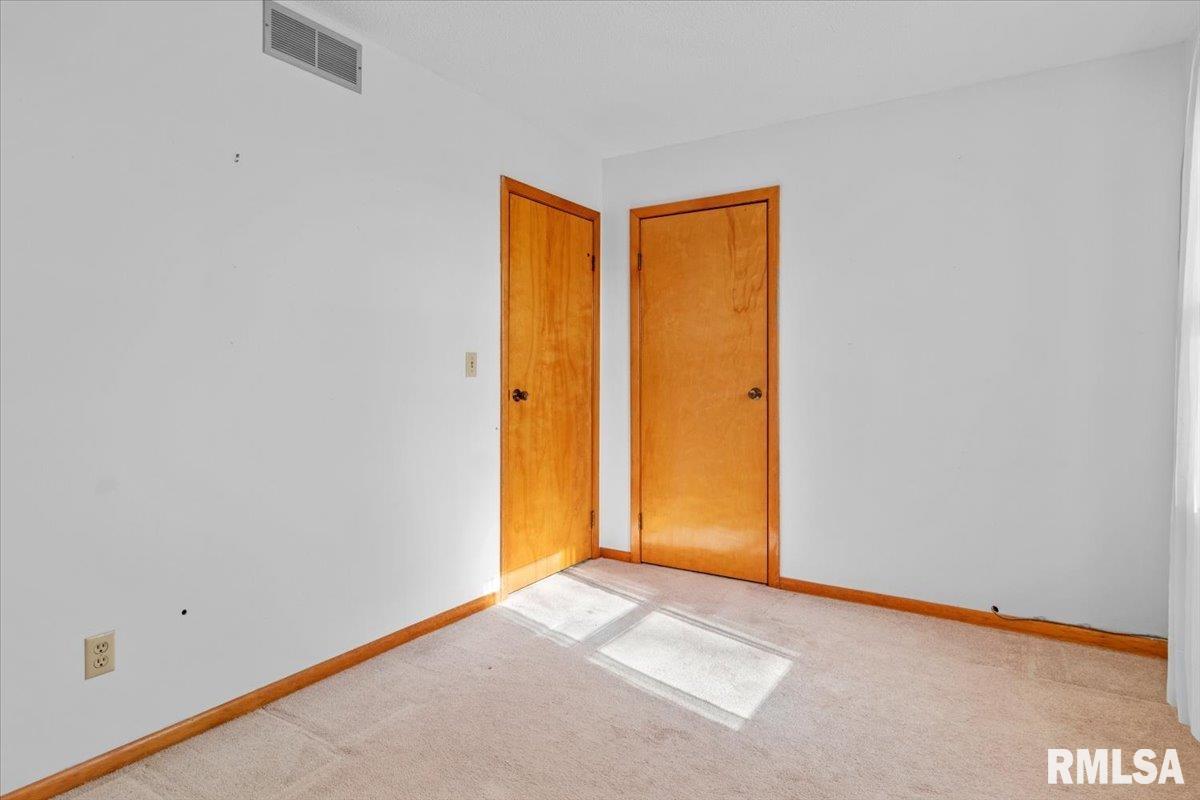 82 Clear Lake Road, Dawson, Illinois image 27