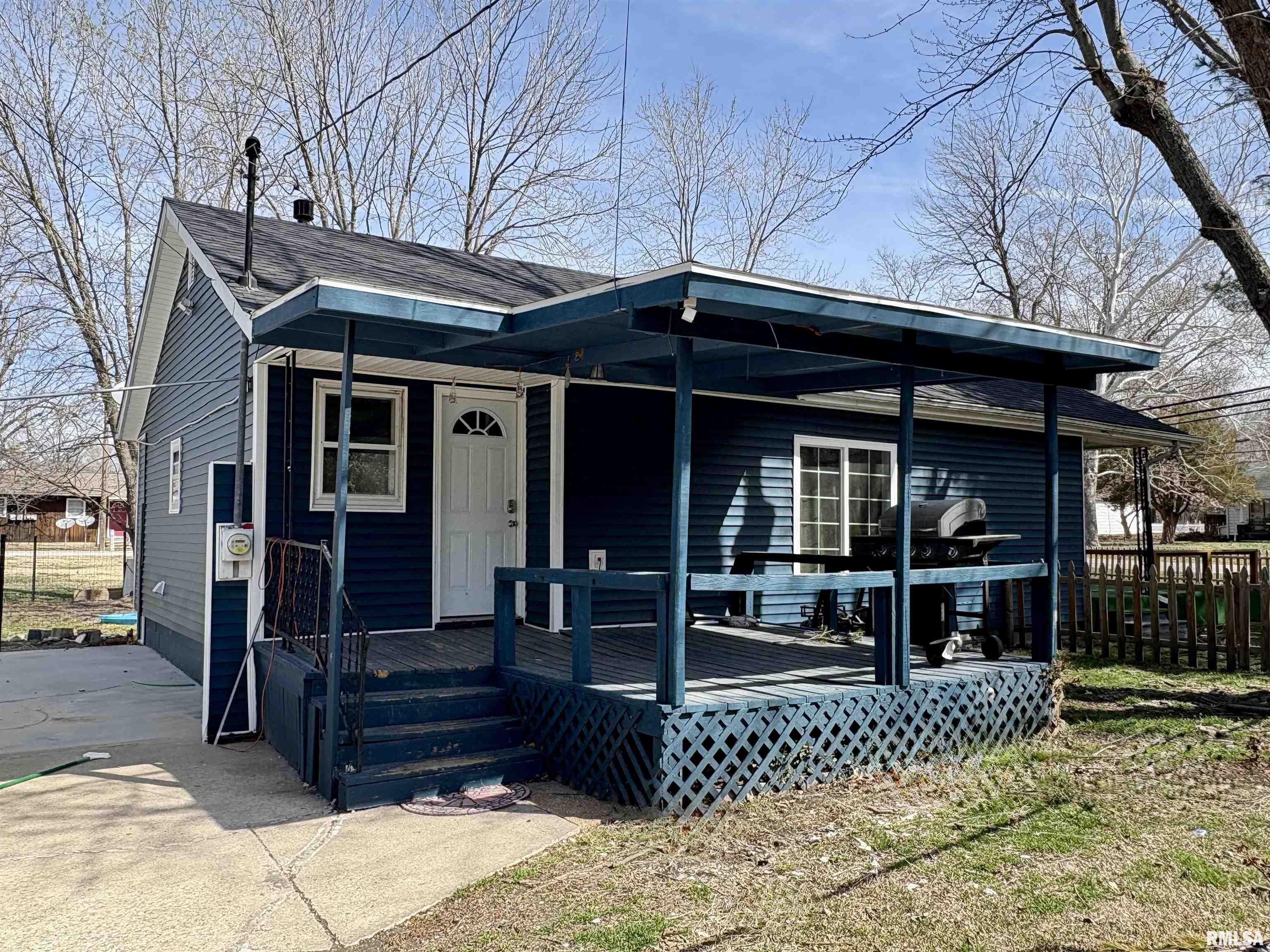 710 S Maple Street, Cambria, Illinois image 1