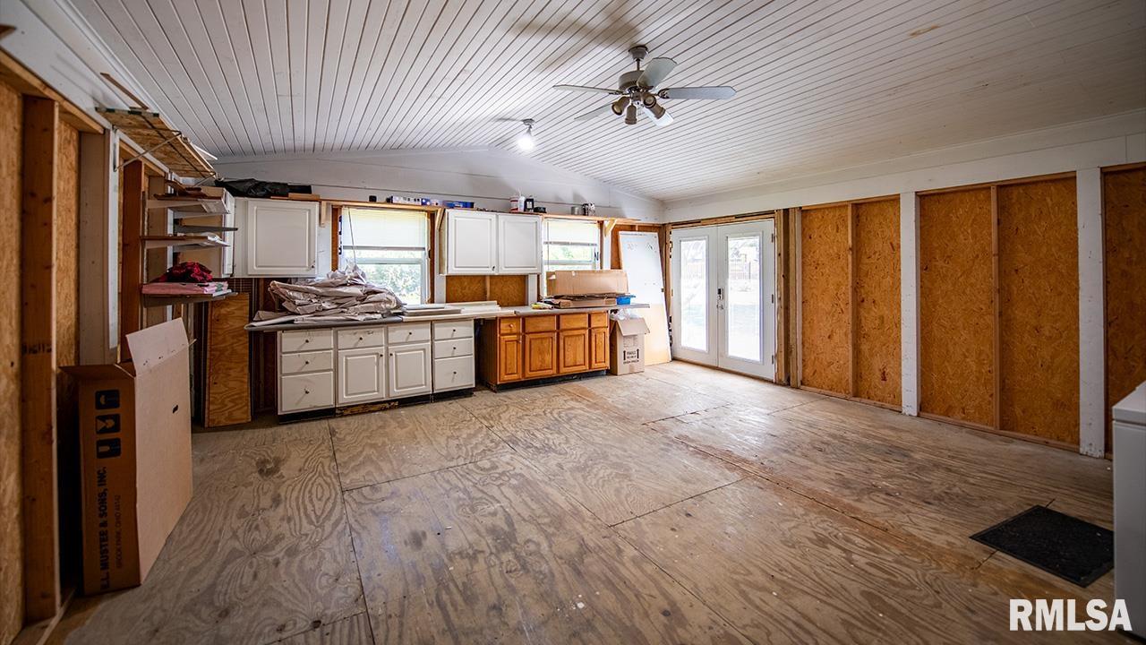 4439 Winding Hill Road, Davenport, Iowa image 30