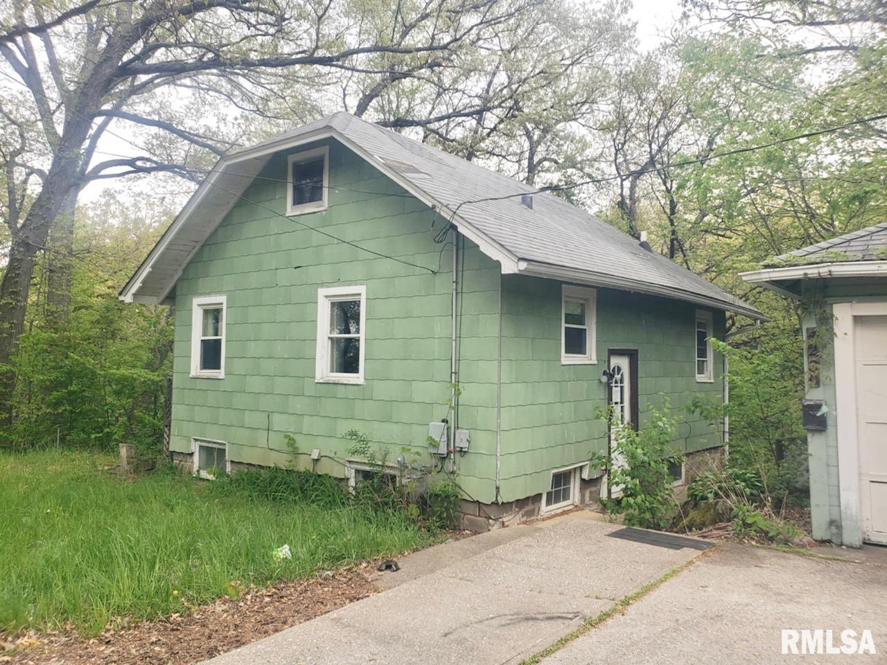 4230 13th Avenue Court, Rock Island, Illinois image 1