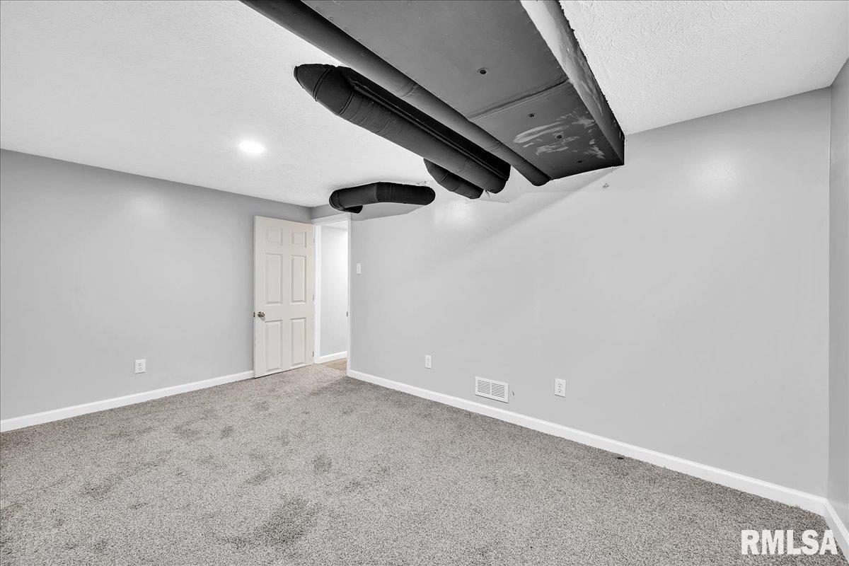902 Peoria Street, Washington, Illinois image 22