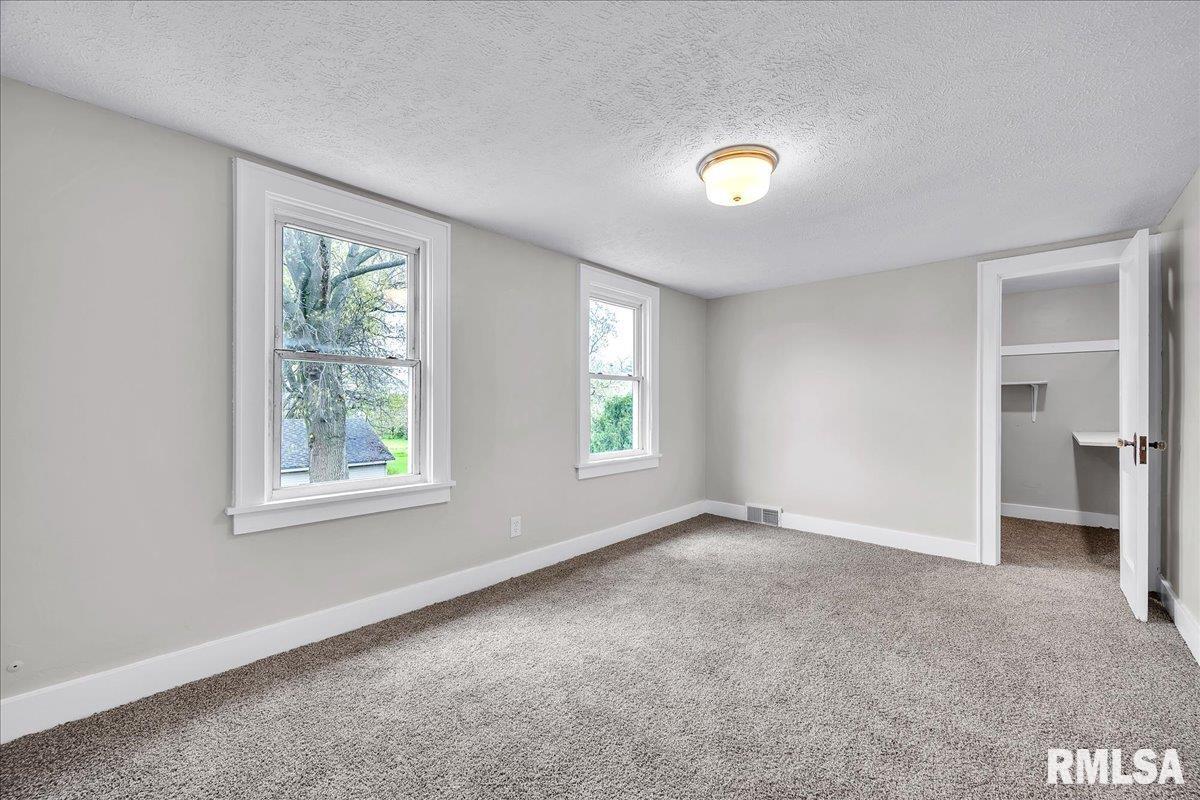 902 Peoria Street, Washington, Illinois image 16