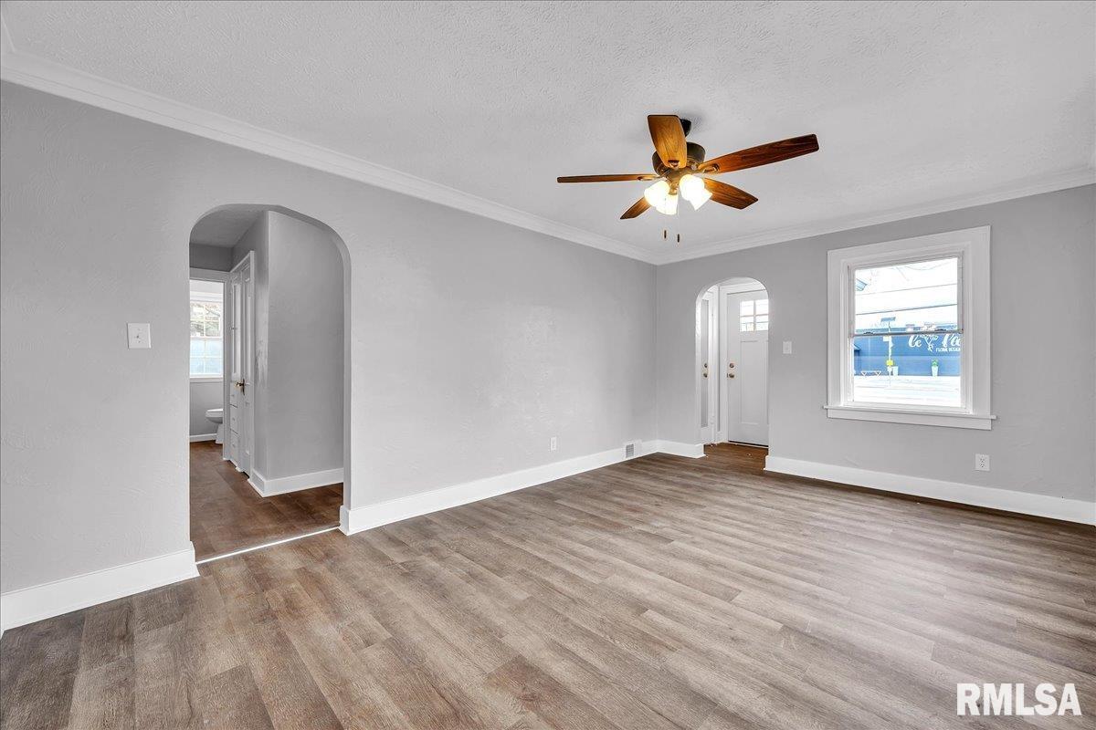 902 Peoria Street, Washington, Illinois image 3