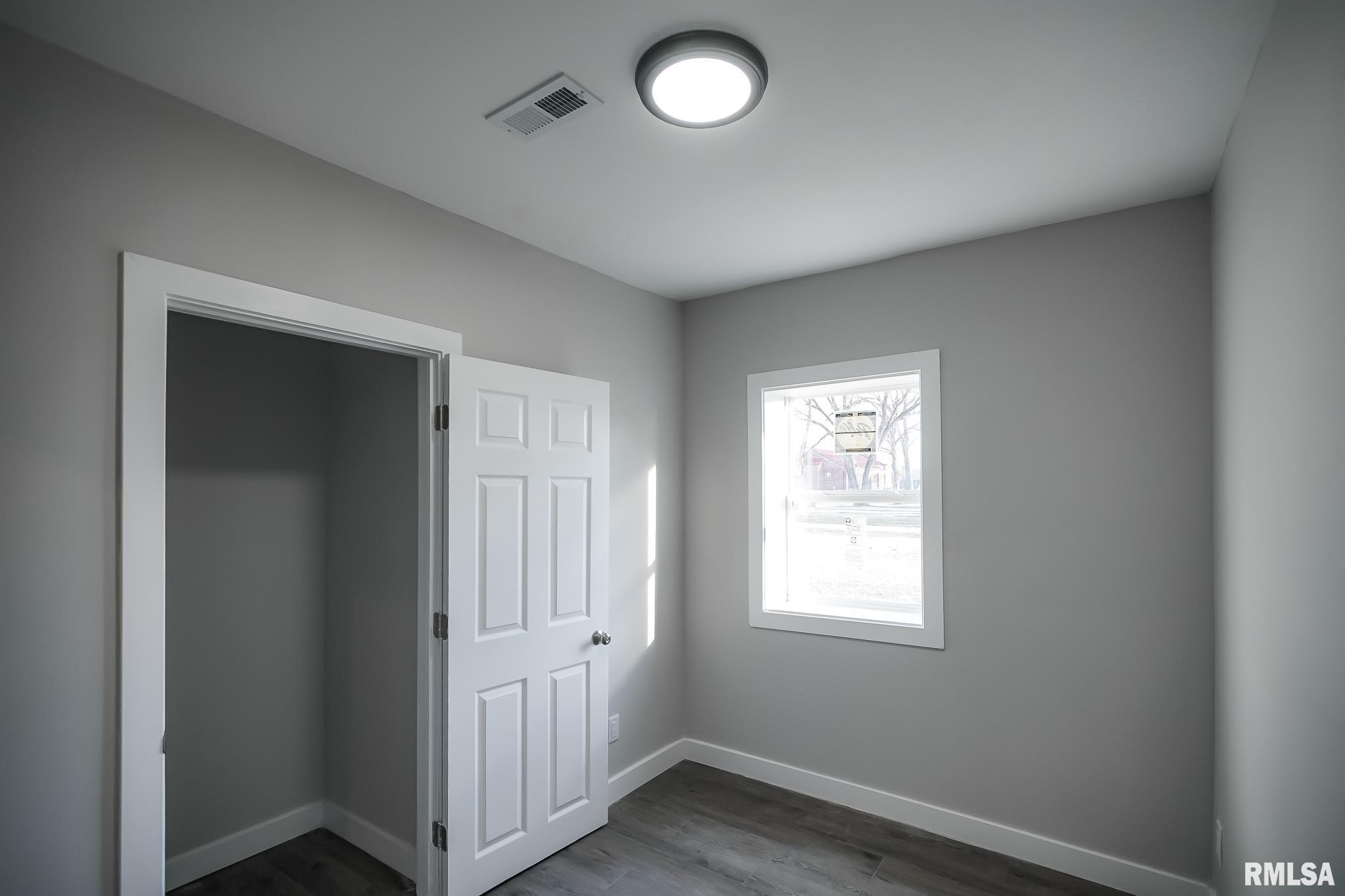 137 Center Street, Creve Coeur, Illinois image 18