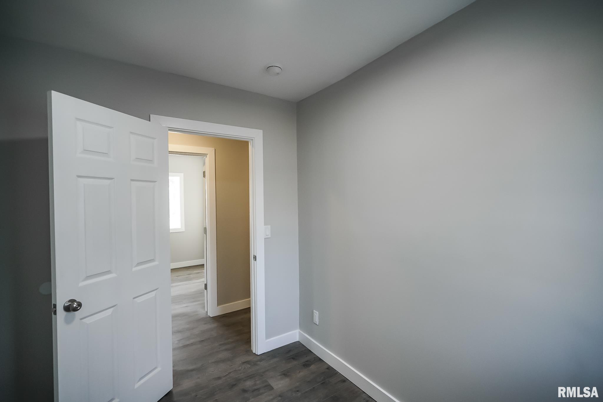 137 Center Street, Creve Coeur, Illinois image 36