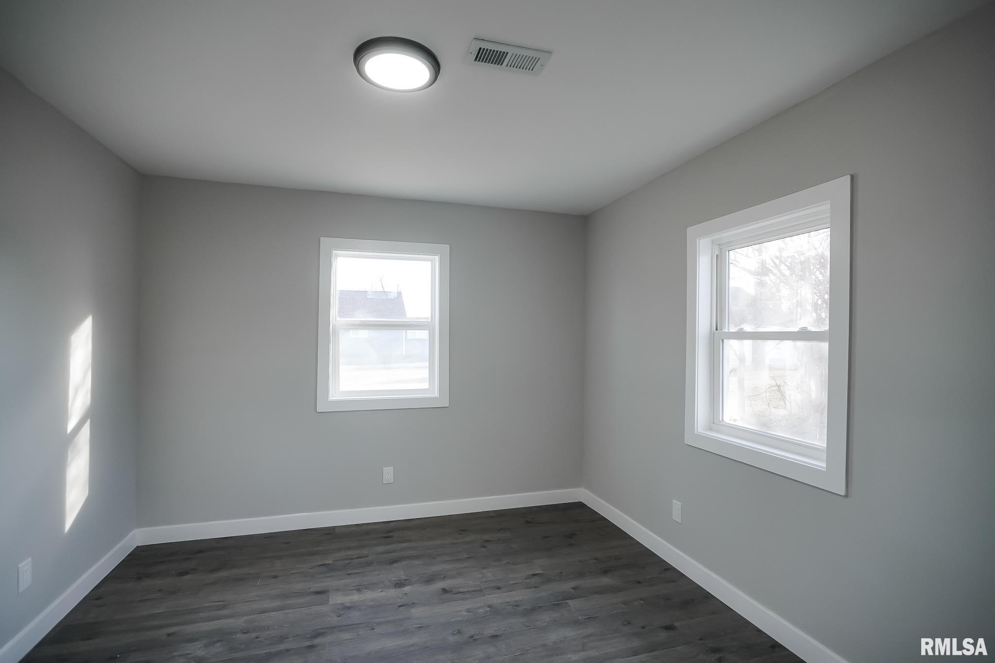 137 Center Street, Creve Coeur, Illinois image 13