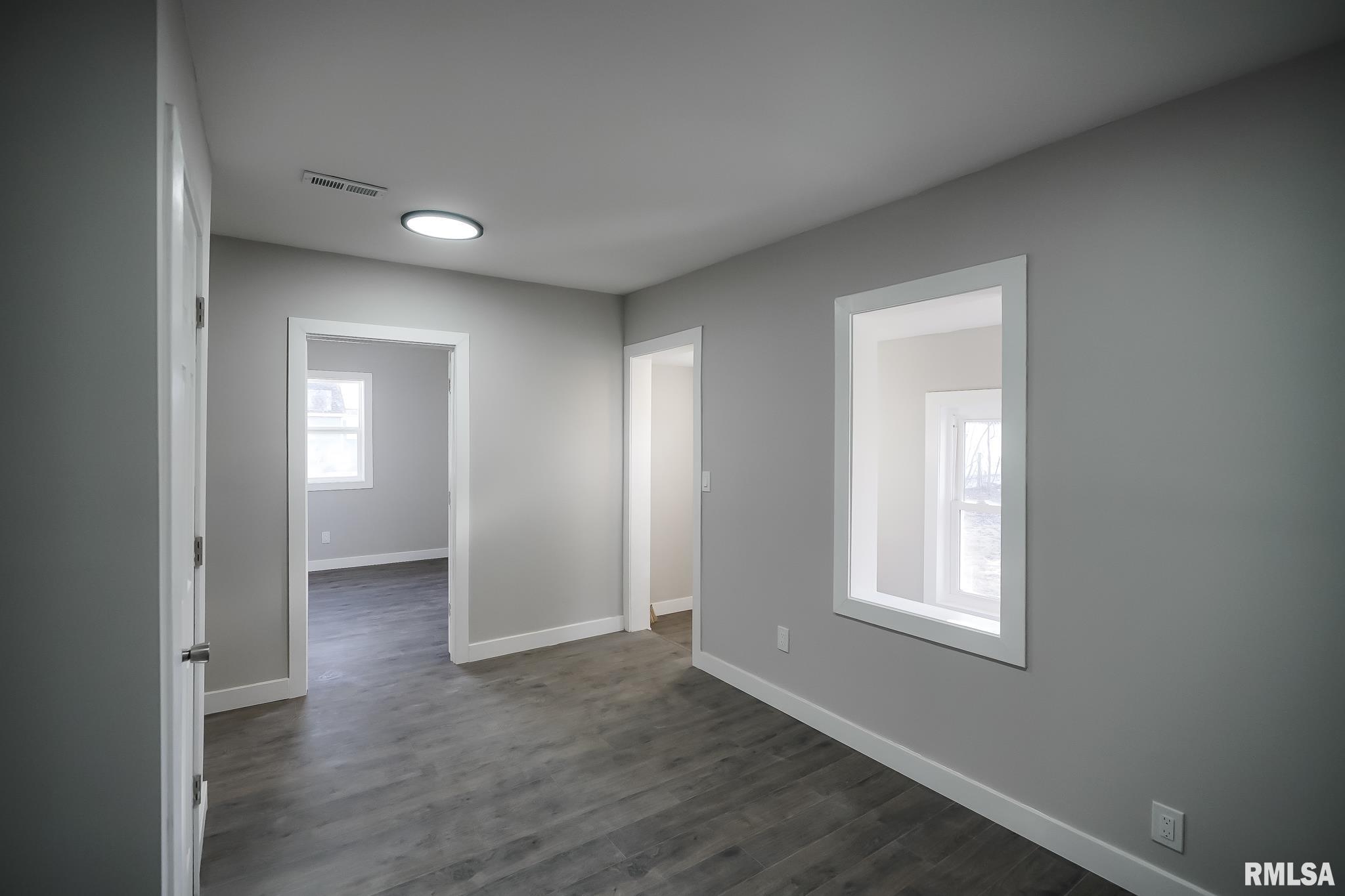 137 Center Street, Creve Coeur, Illinois image 7