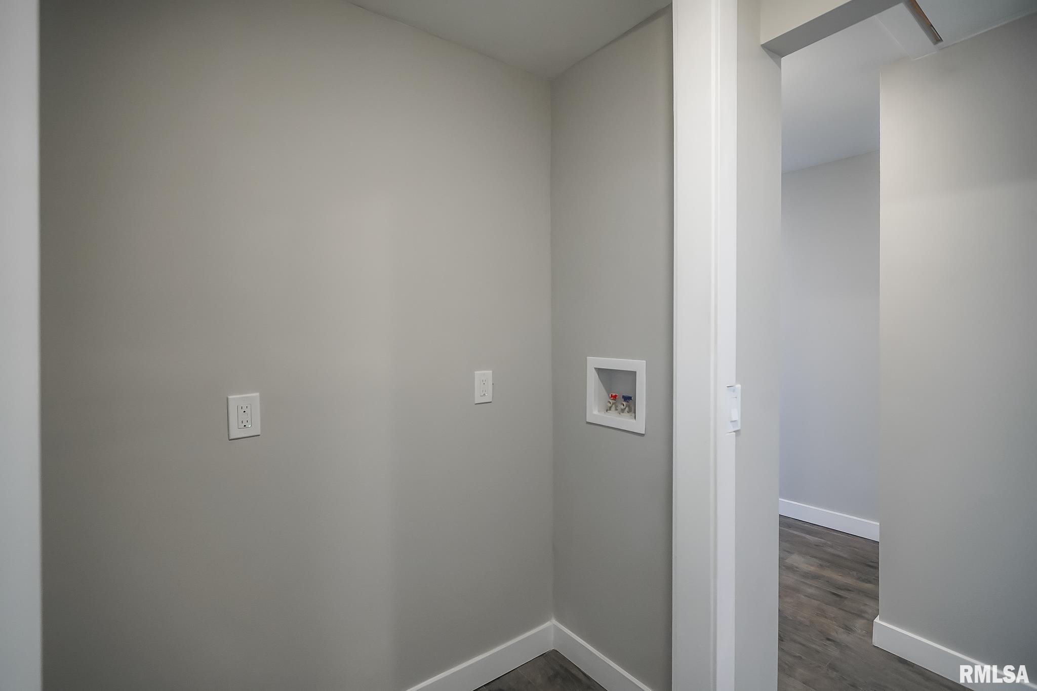 137 Center Street, Creve Coeur, Illinois image 28