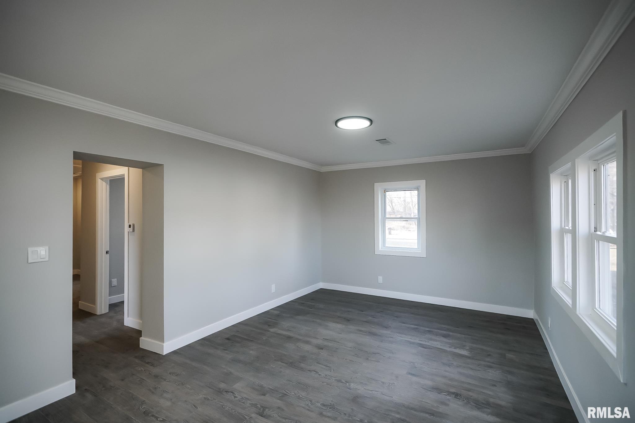 137 Center Street, Creve Coeur, Illinois image 44