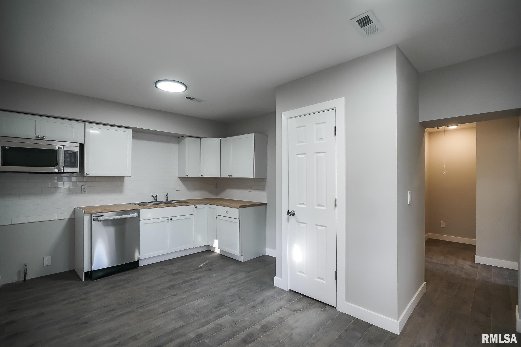 137 Center Street, Creve Coeur, Illinois image 8