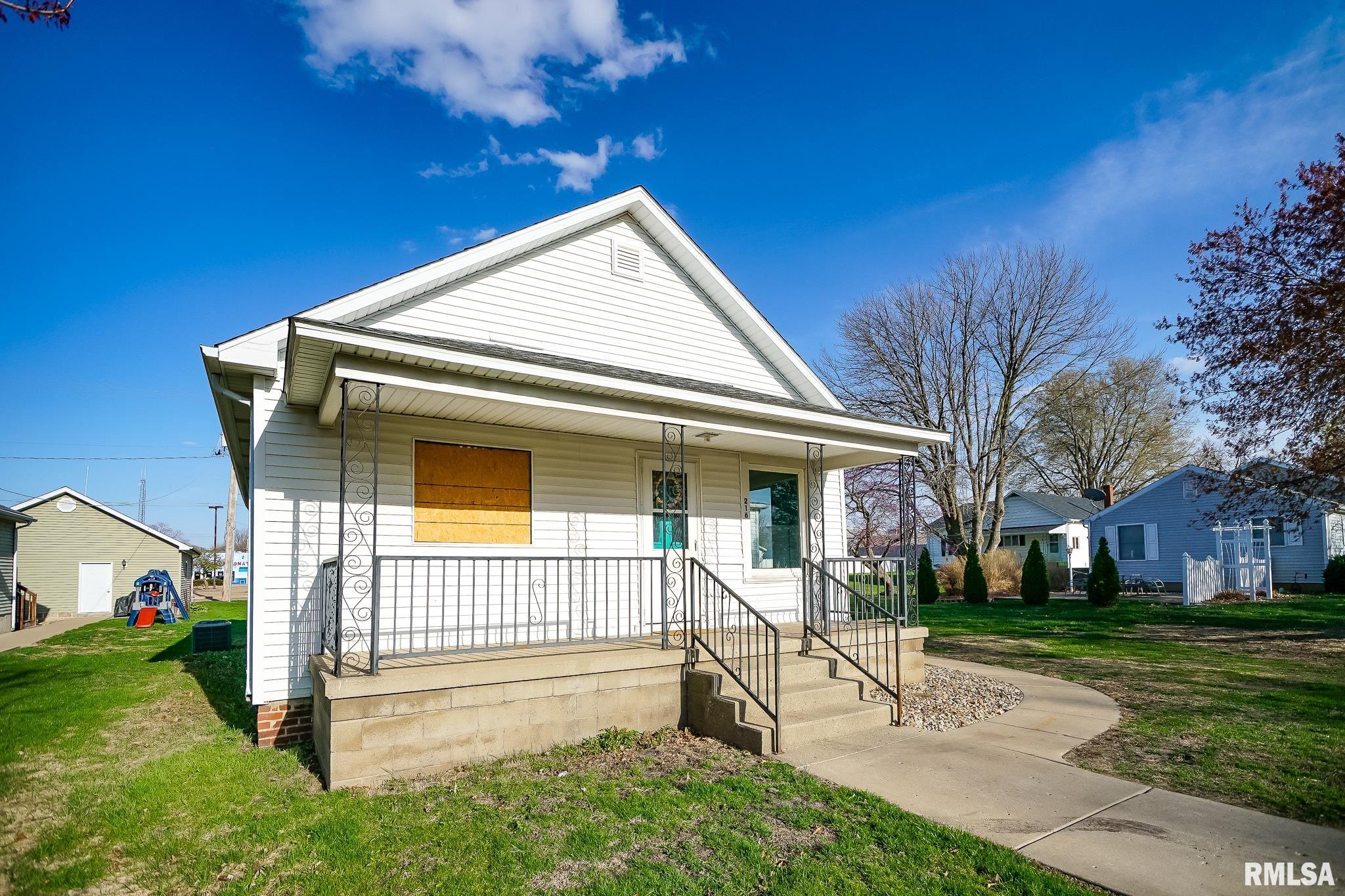 216 N Cedar Street, Toluca, Illinois image 2