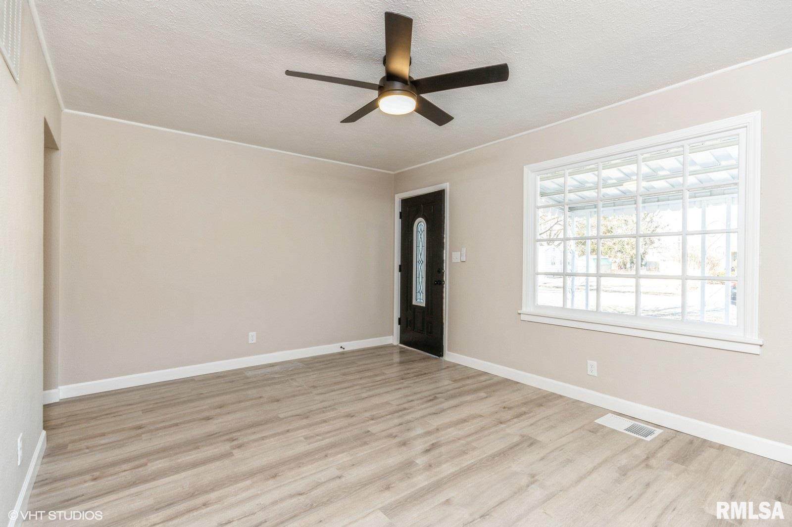 1832 E Keys Avenue, Springfield, Illinois image 4