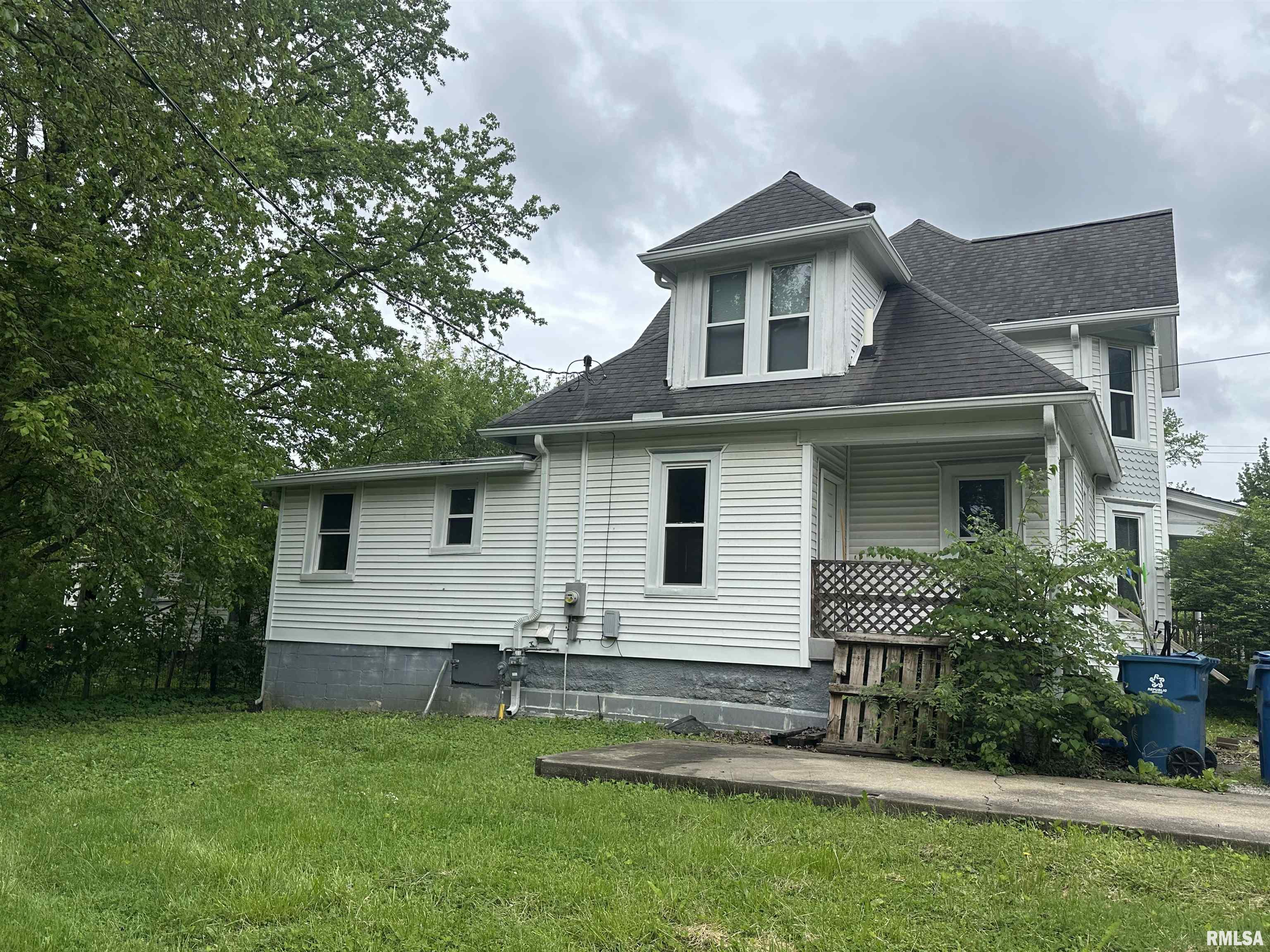 510 N Mcleansboro Street, Benton, Illinois image 5