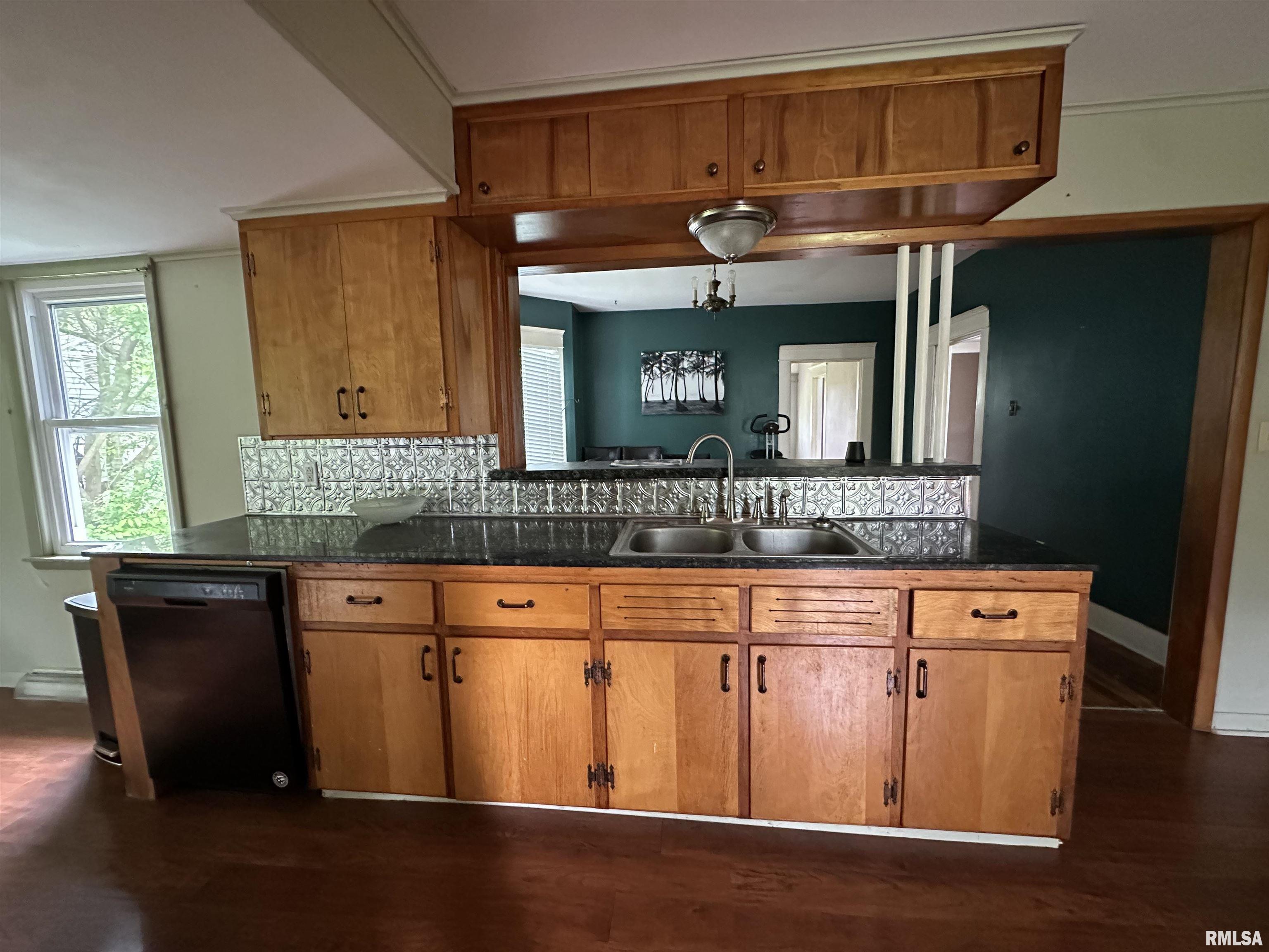 510 N Mcleansboro Street, Benton, Illinois image 22