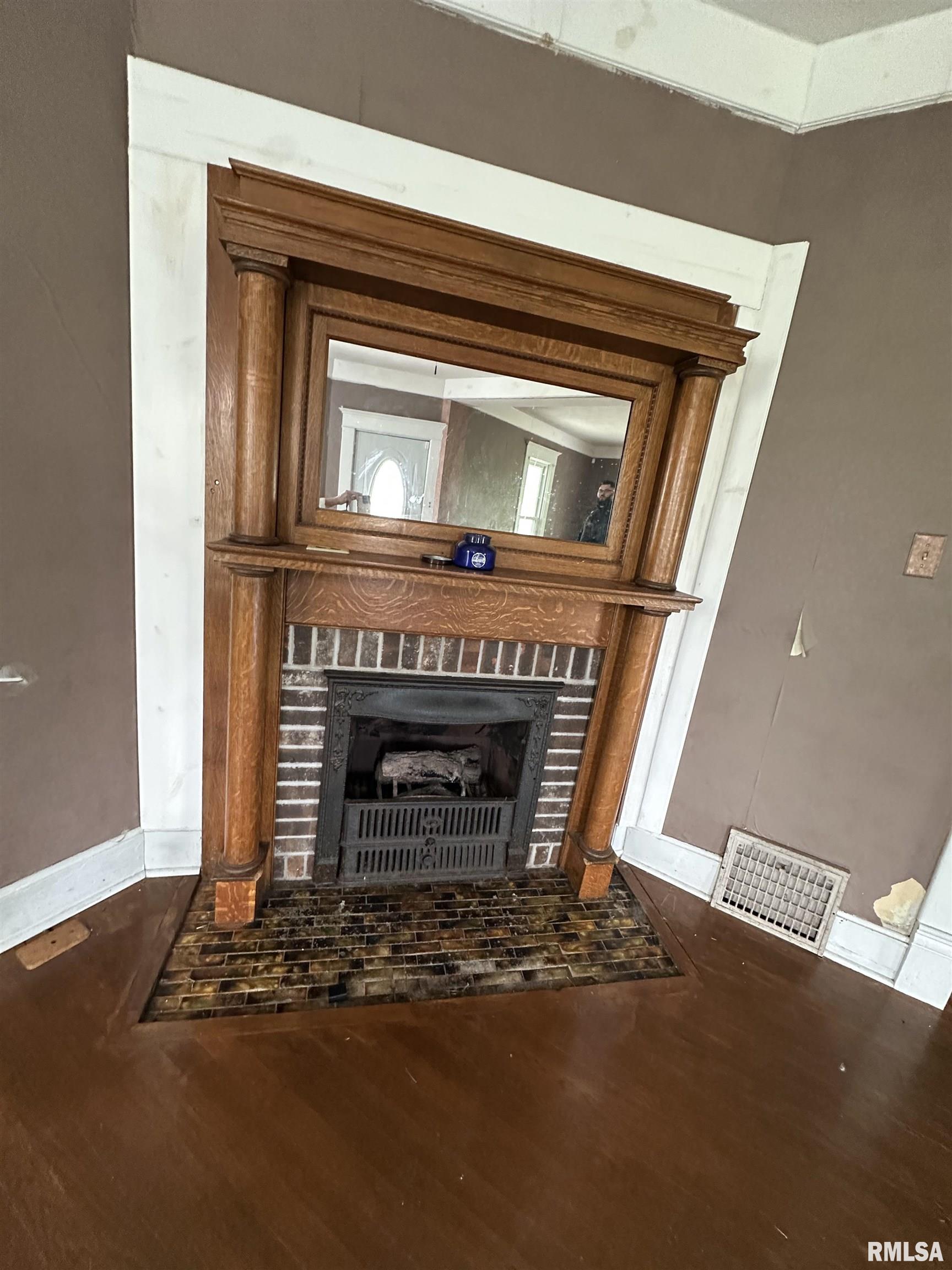 510 N Mcleansboro Street, Benton, Illinois image 14