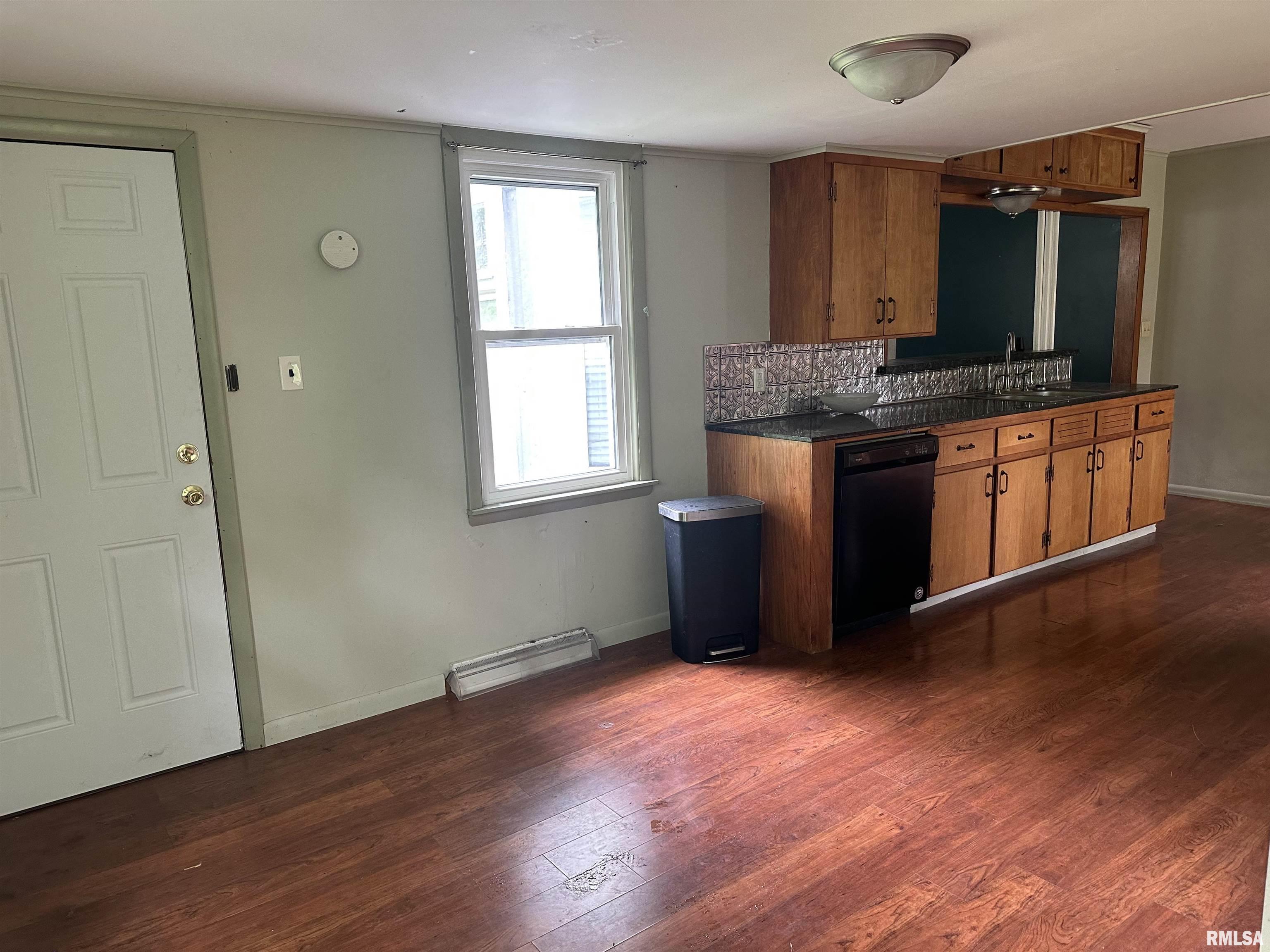 510 N Mcleansboro Street, Benton, Illinois image 27