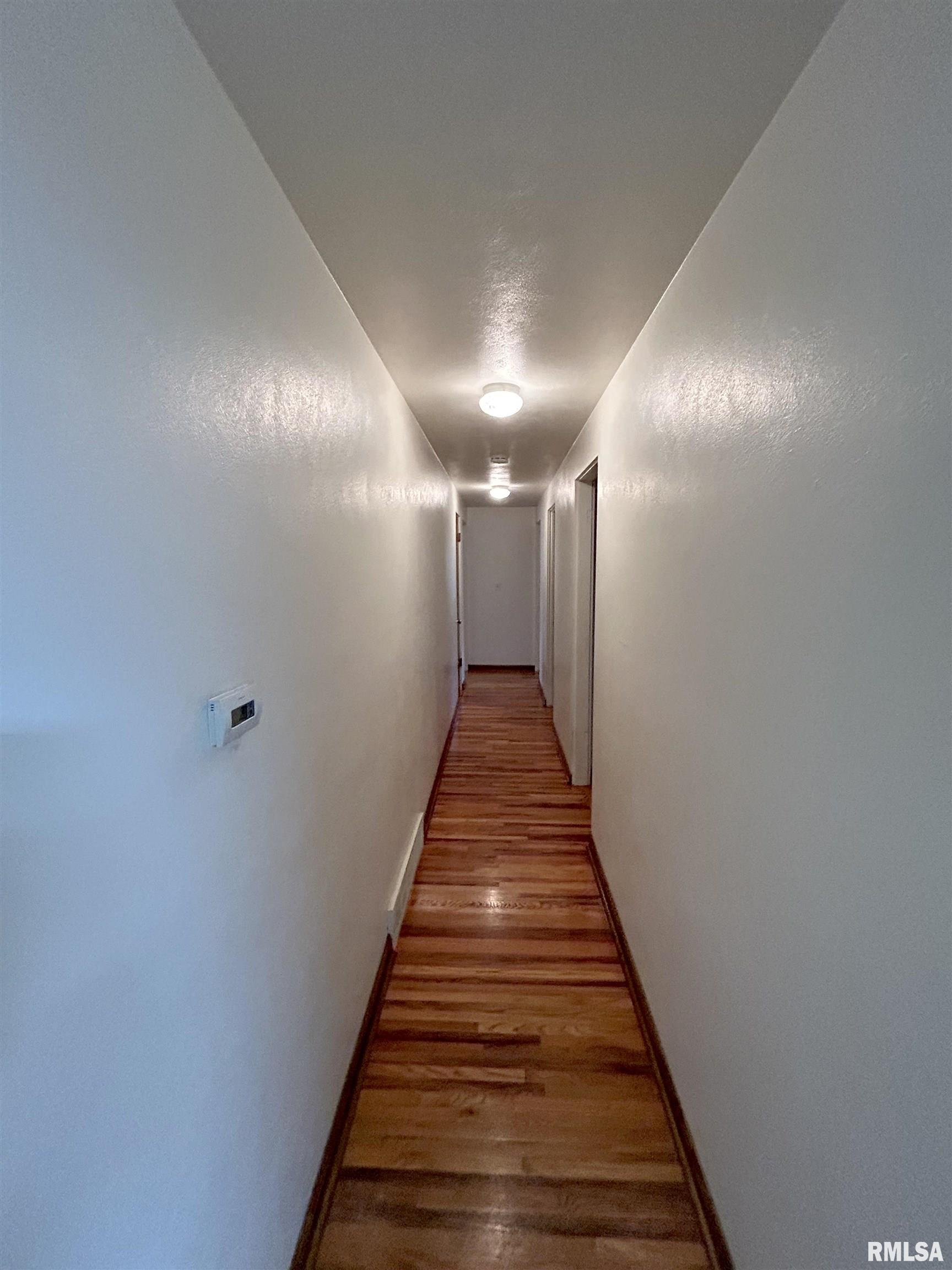 813 E Hines Avenue, Peoria Heights, Illinois image 23