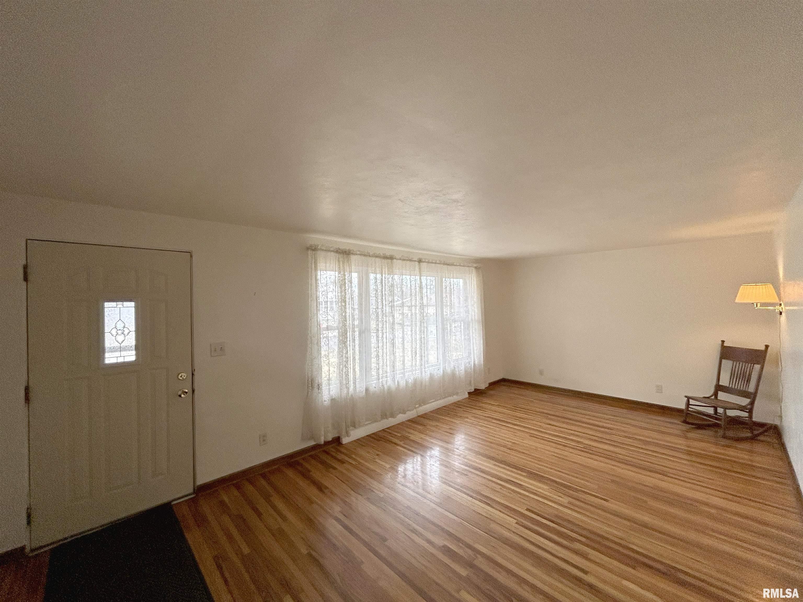 813 E Hines Avenue, Peoria Heights, Illinois image 5