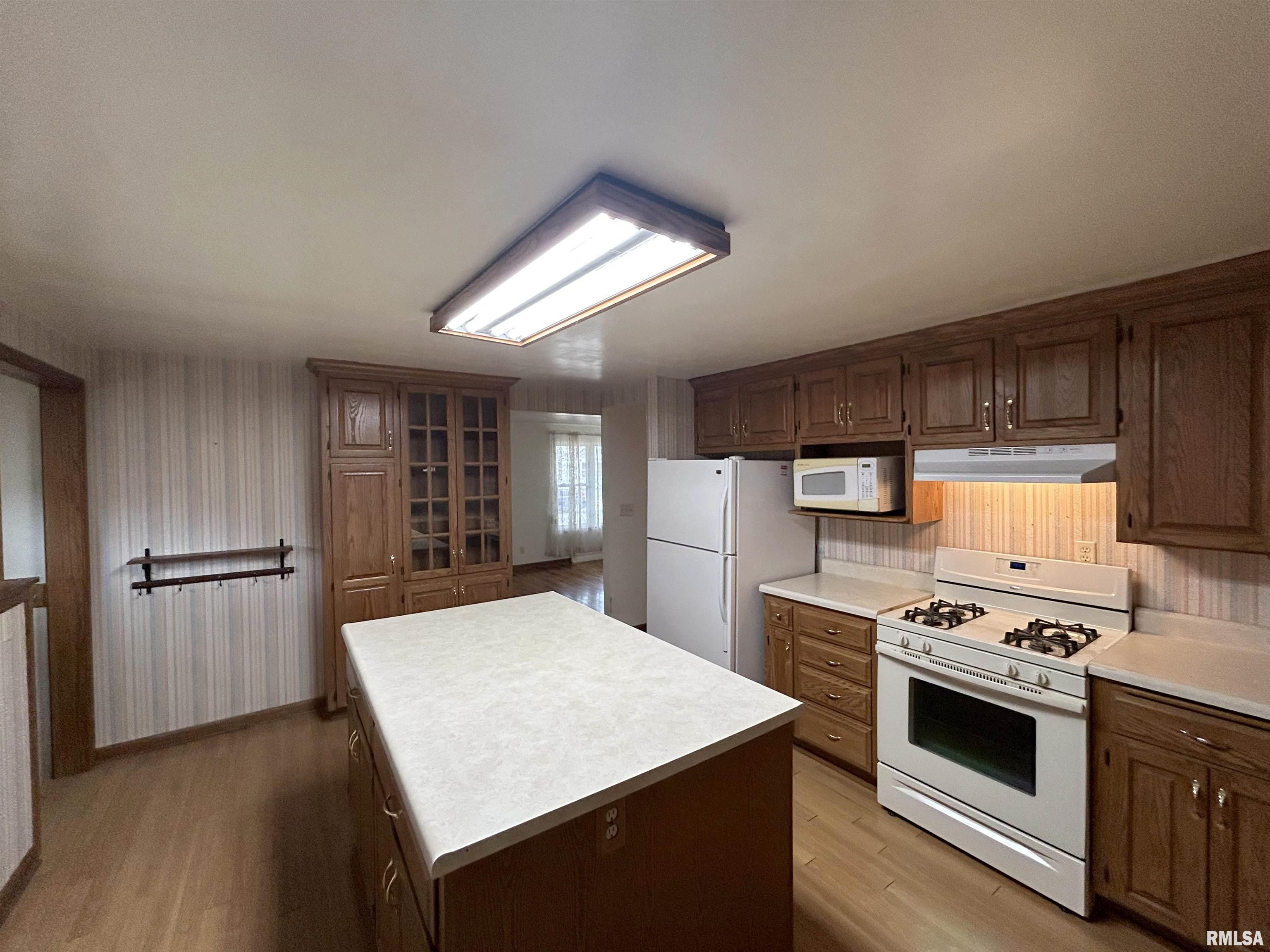 813 E Hines Avenue, Peoria Heights, Illinois image 11