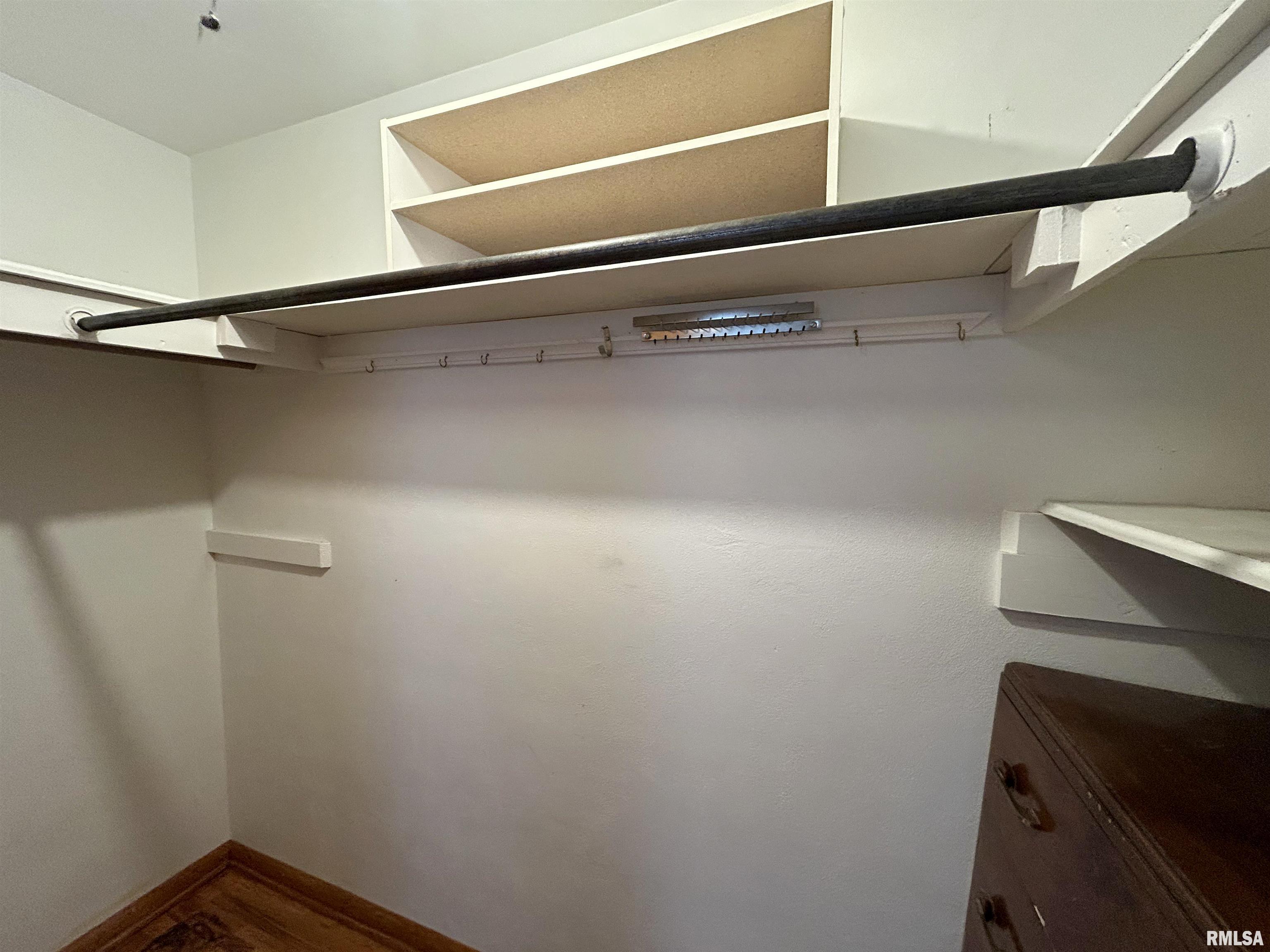 813 E Hines Avenue, Peoria Heights, Illinois image 35
