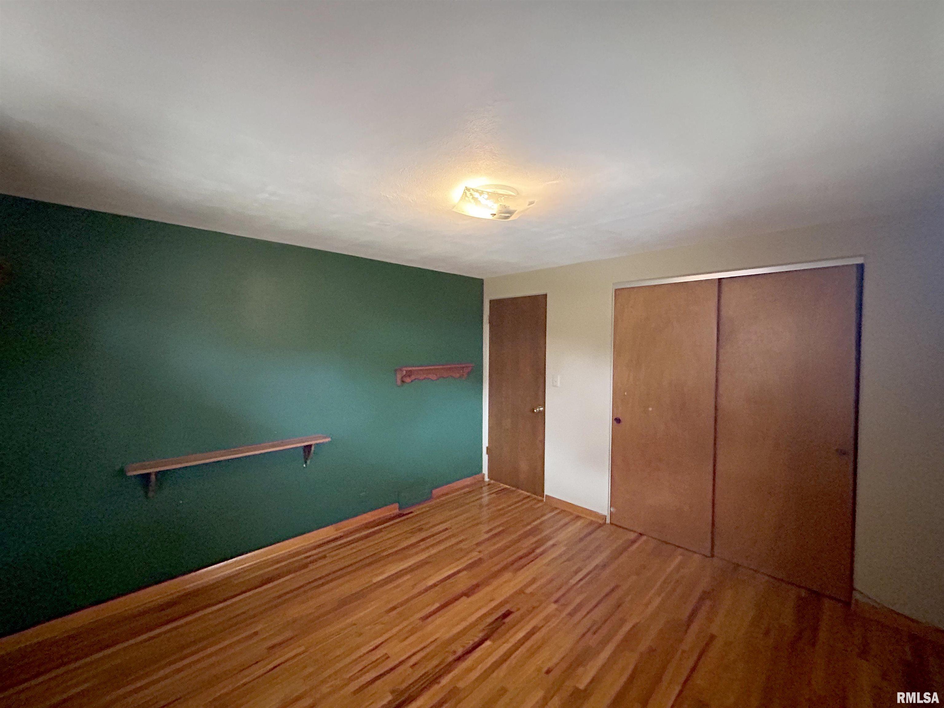 813 E Hines Avenue, Peoria Heights, Illinois image 29