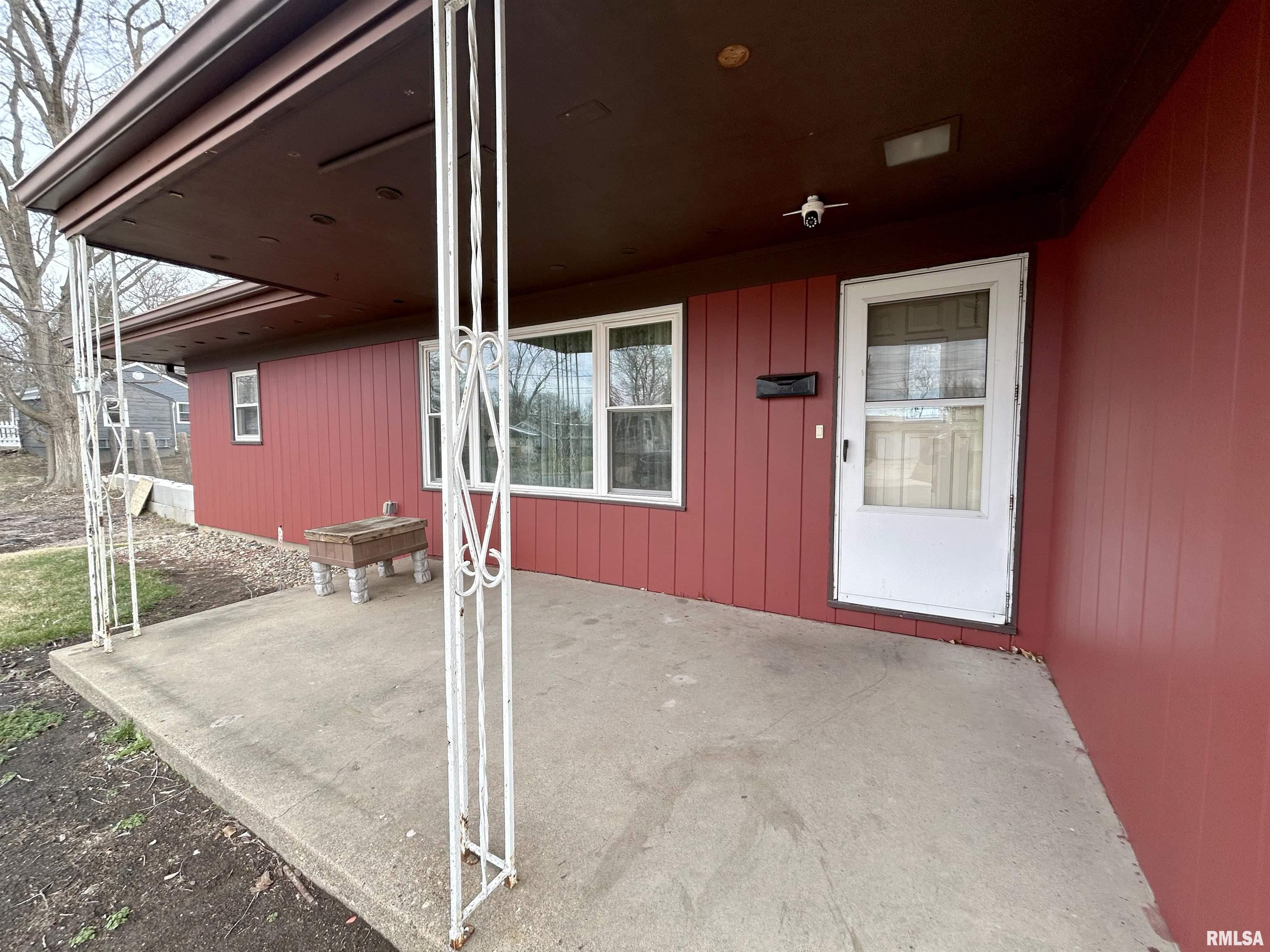813 E Hines Avenue, Peoria Heights, Illinois image 3