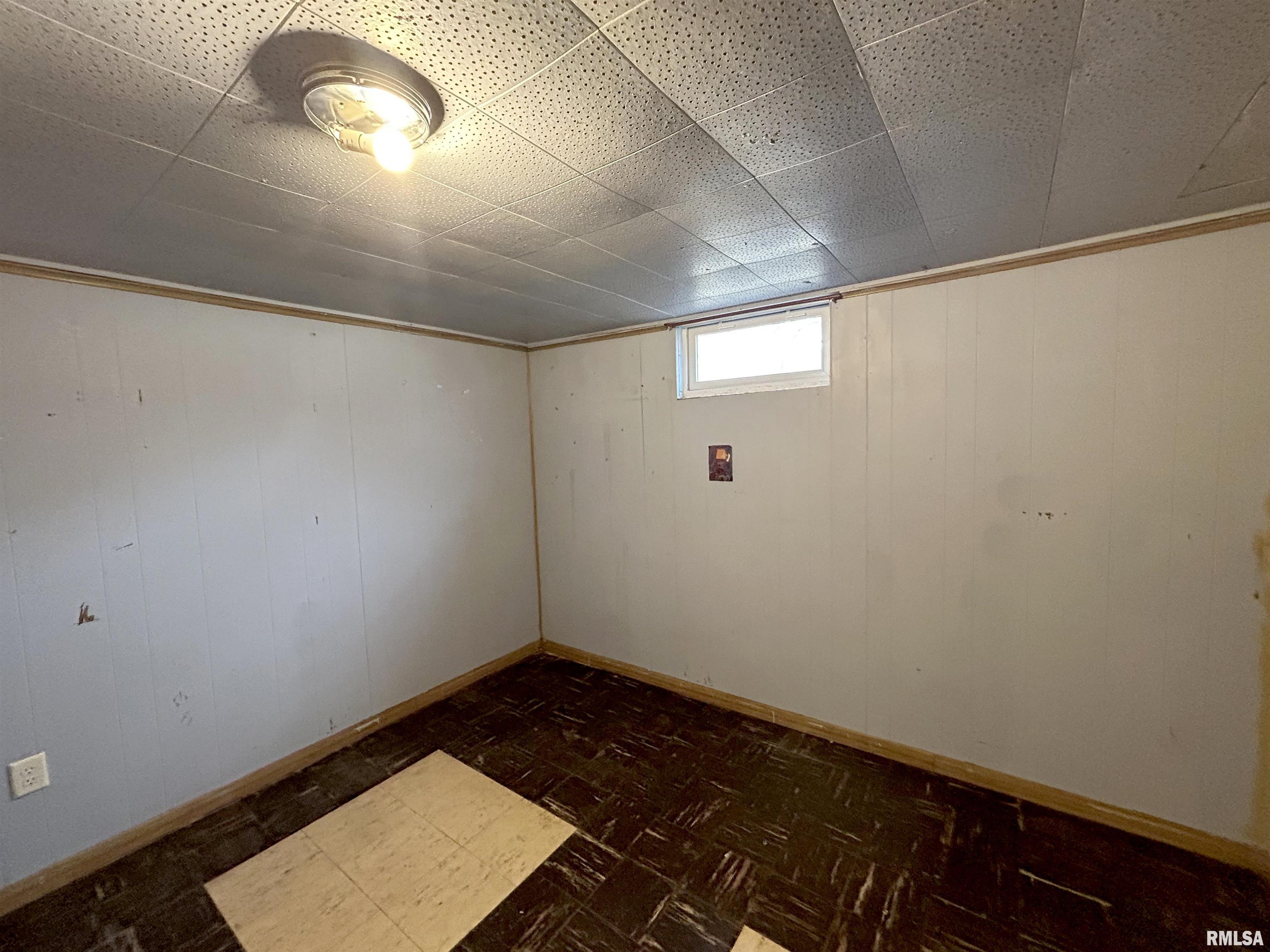 813 E Hines Avenue, Peoria Heights, Illinois image 45