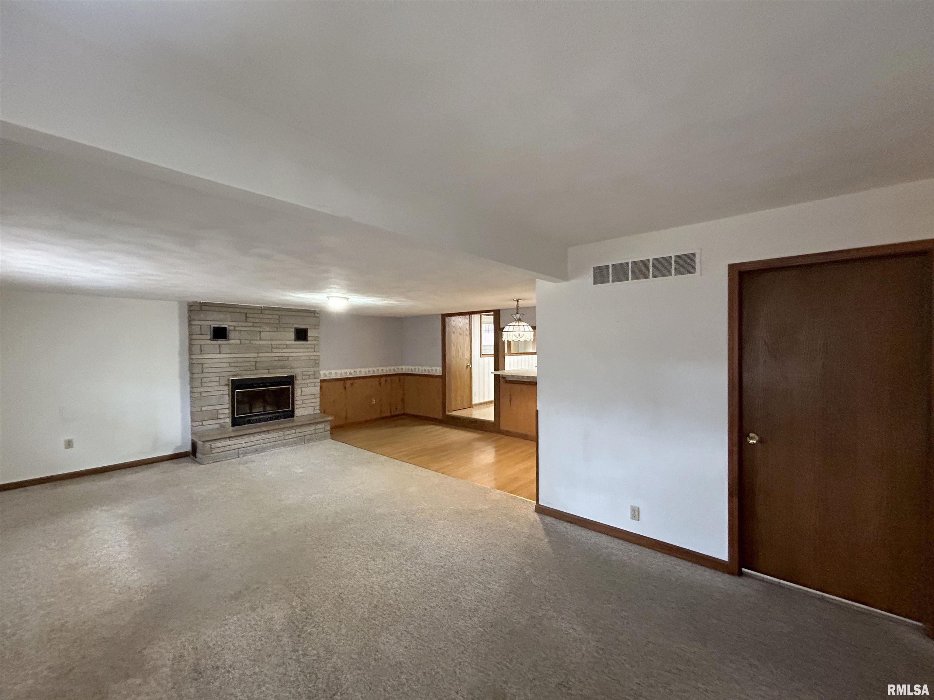 813 E Hines Avenue, Peoria Heights, Illinois image 18