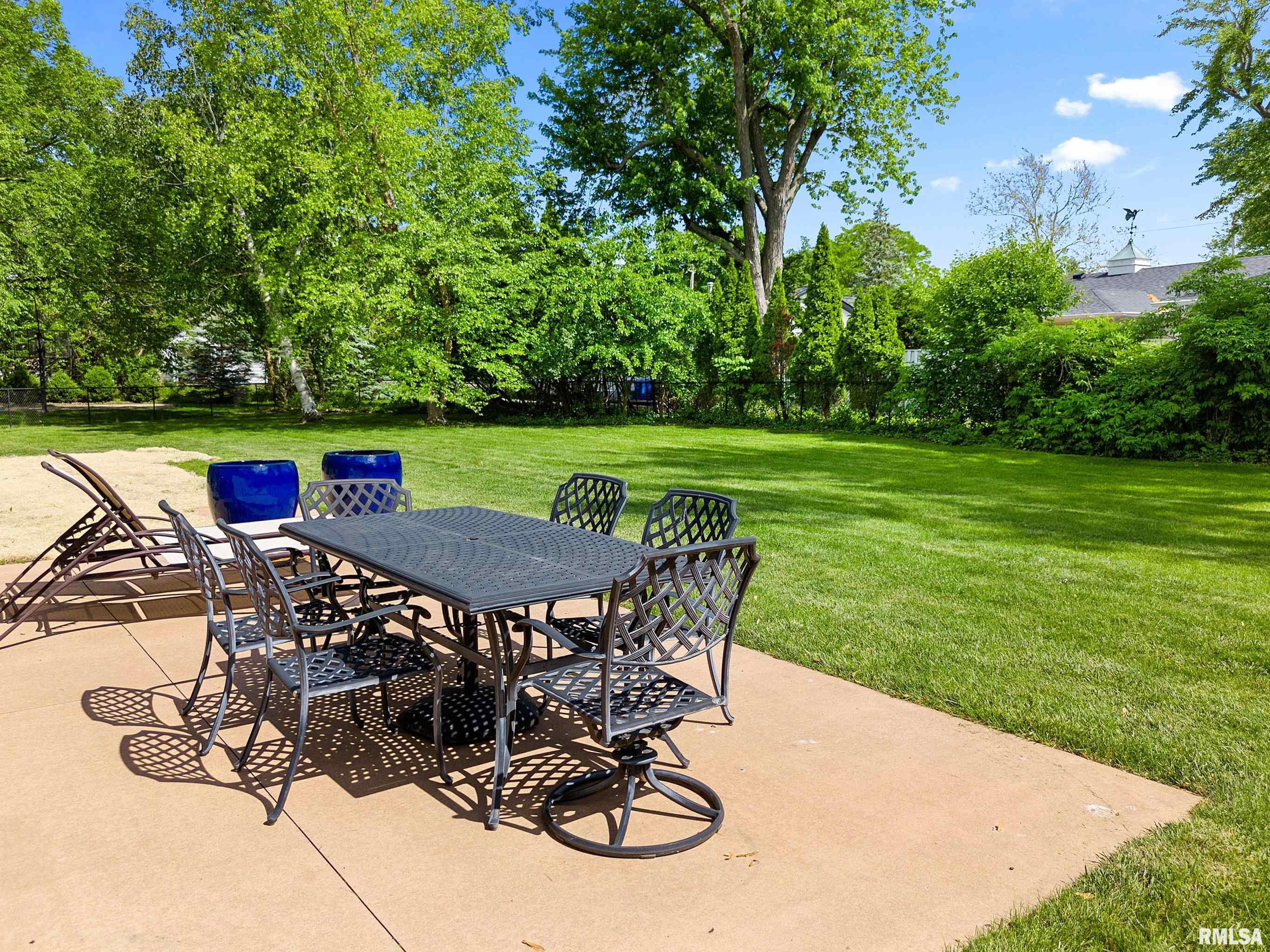 6701 N Fox Point Court, Peoria, Illinois image 10