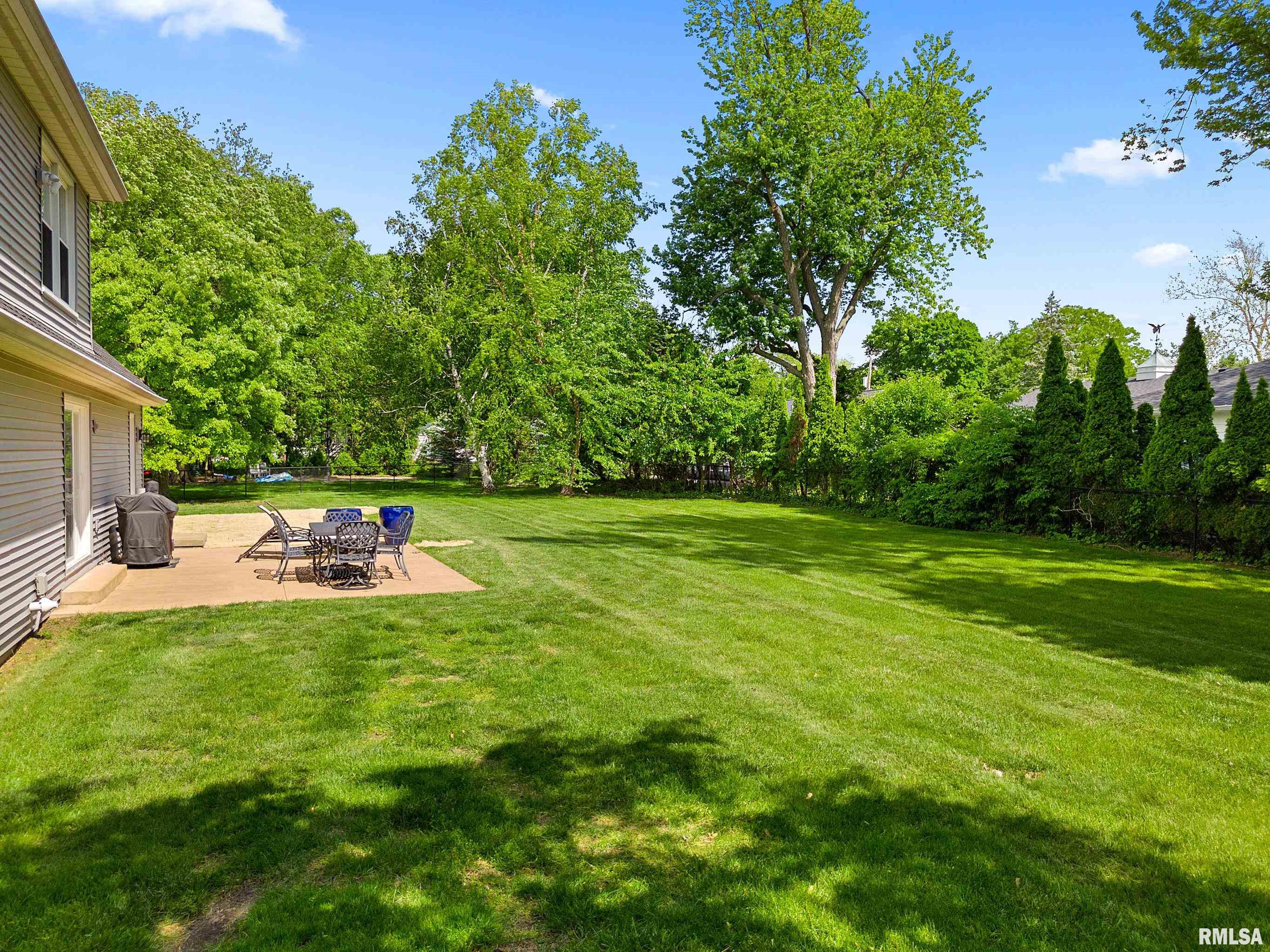 6701 N Fox Point Court, Peoria, Illinois image 8