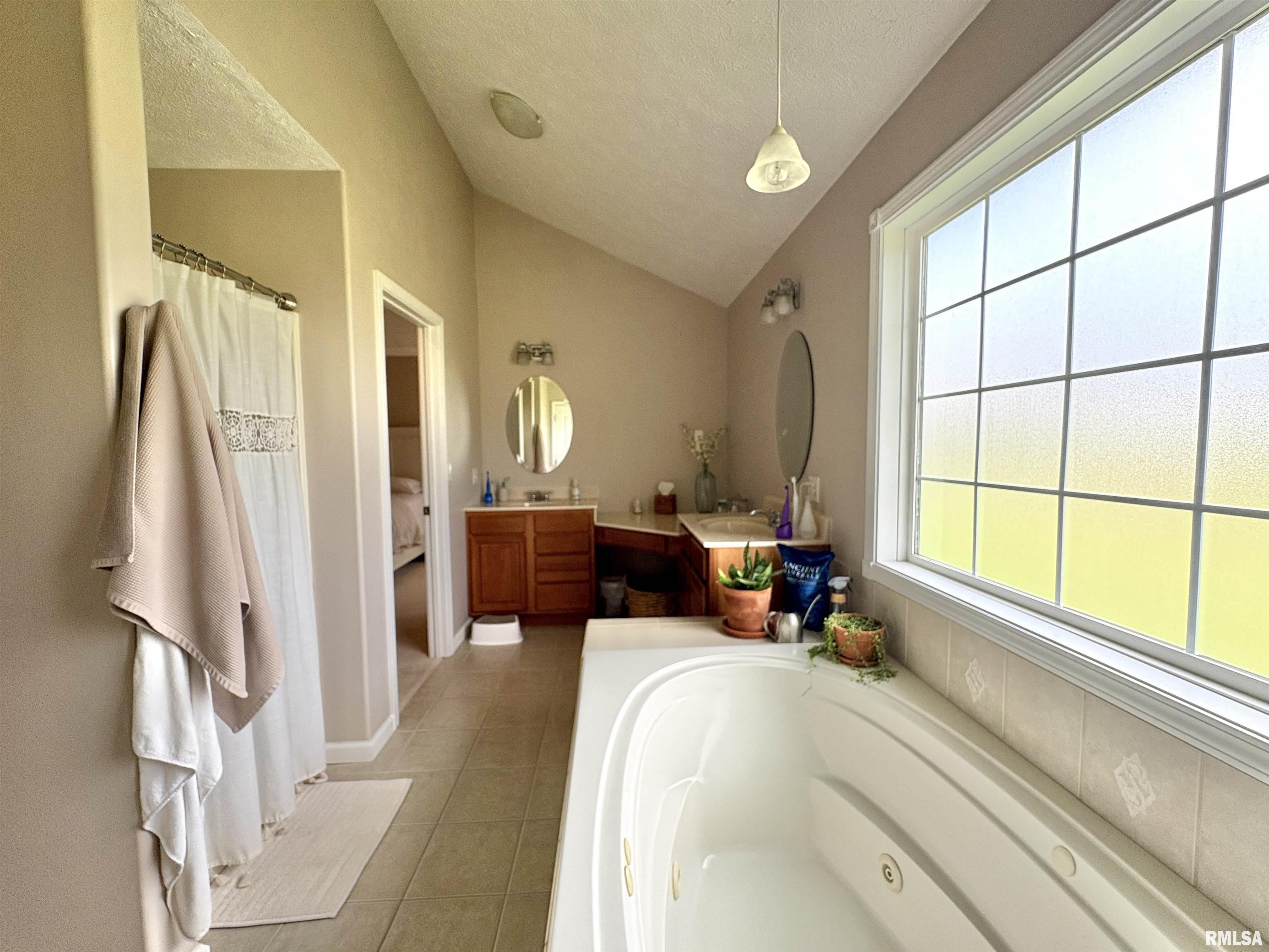 1409 Summer Drive, Herrin, Illinois image 19