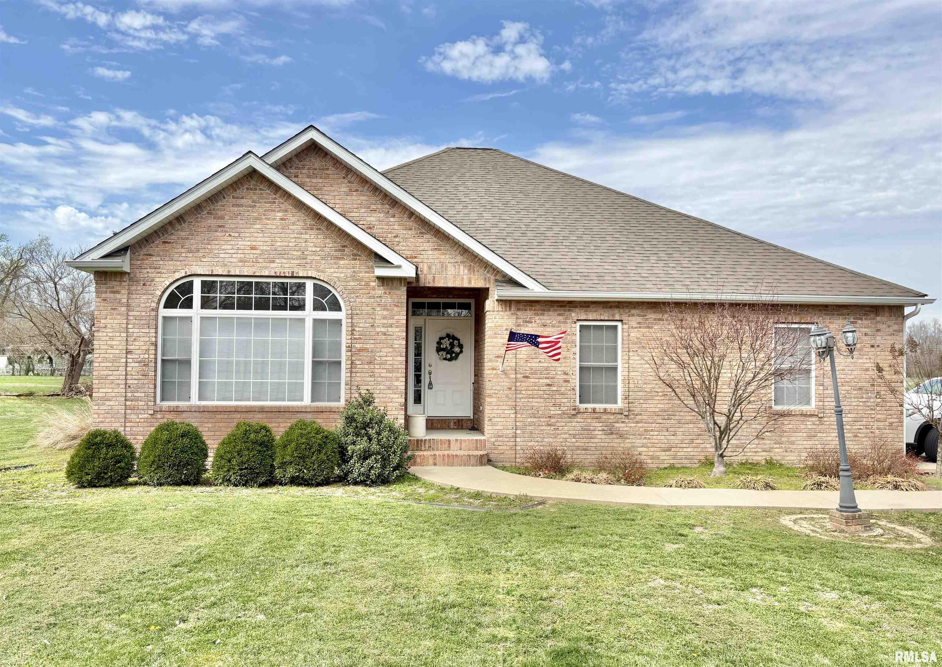 1409 Summer Drive, Herrin, Illinois image 1