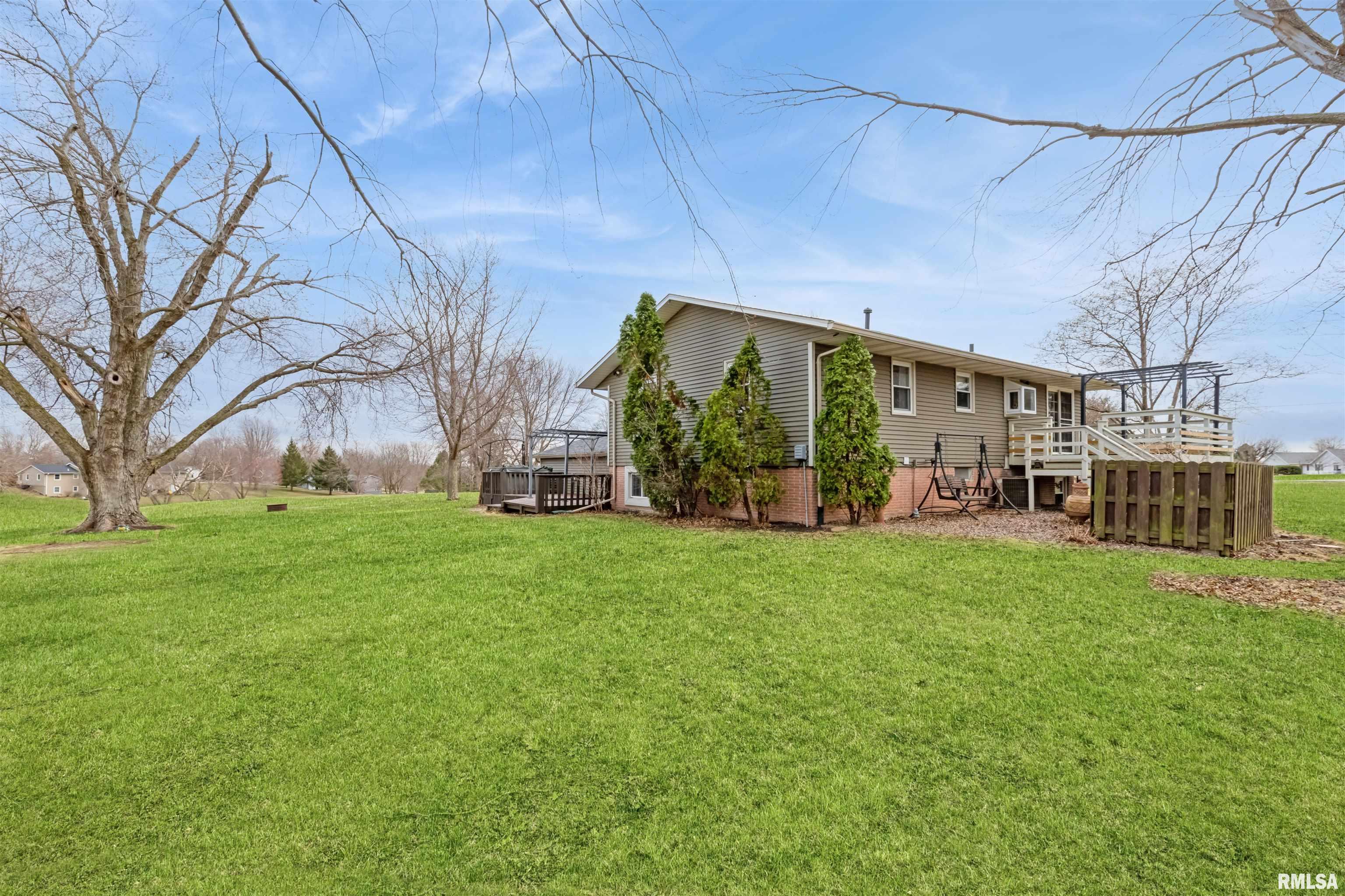 603 Suncrest Drive, Sherrard, Illinois image 32