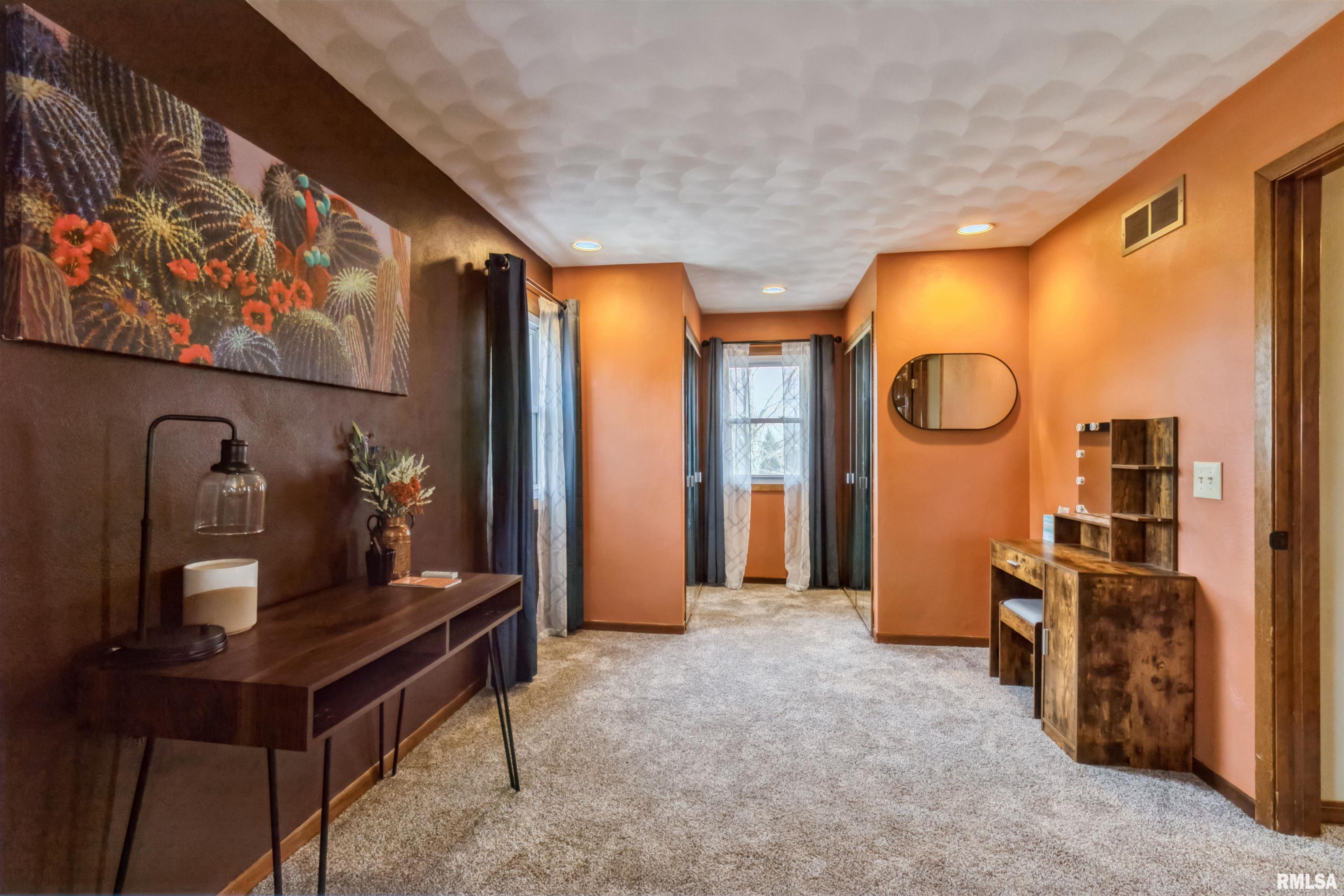 603 Suncrest Drive, Sherrard, Illinois image 15