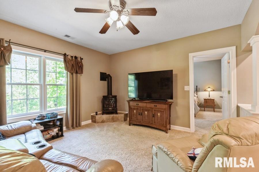 461 45th Avenue, East Moline, Illinois image 34