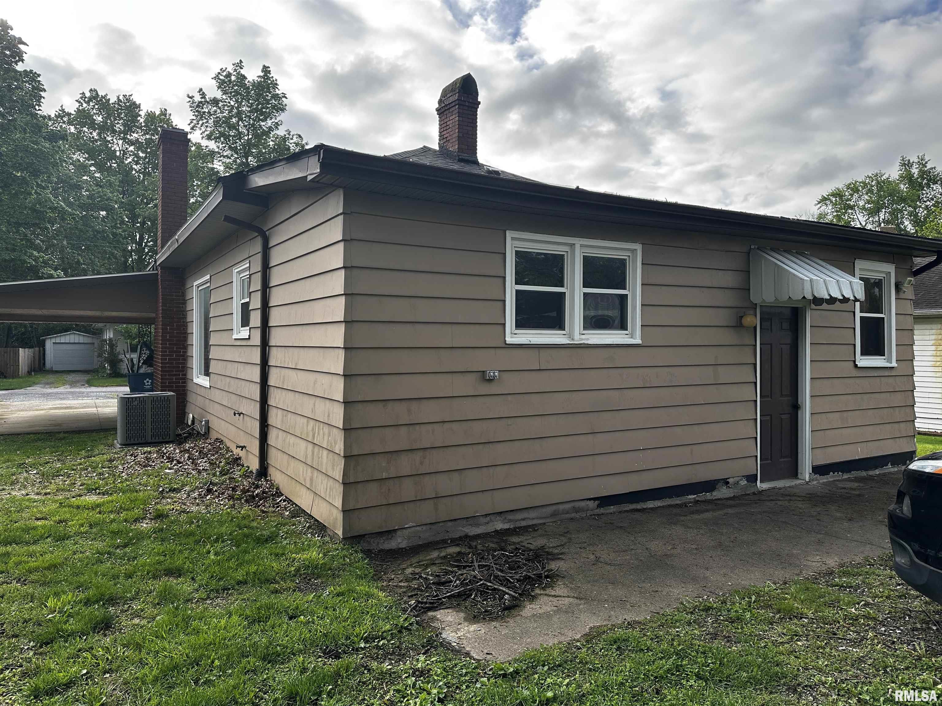 113 S 9th Street, Benton, Illinois image 8
