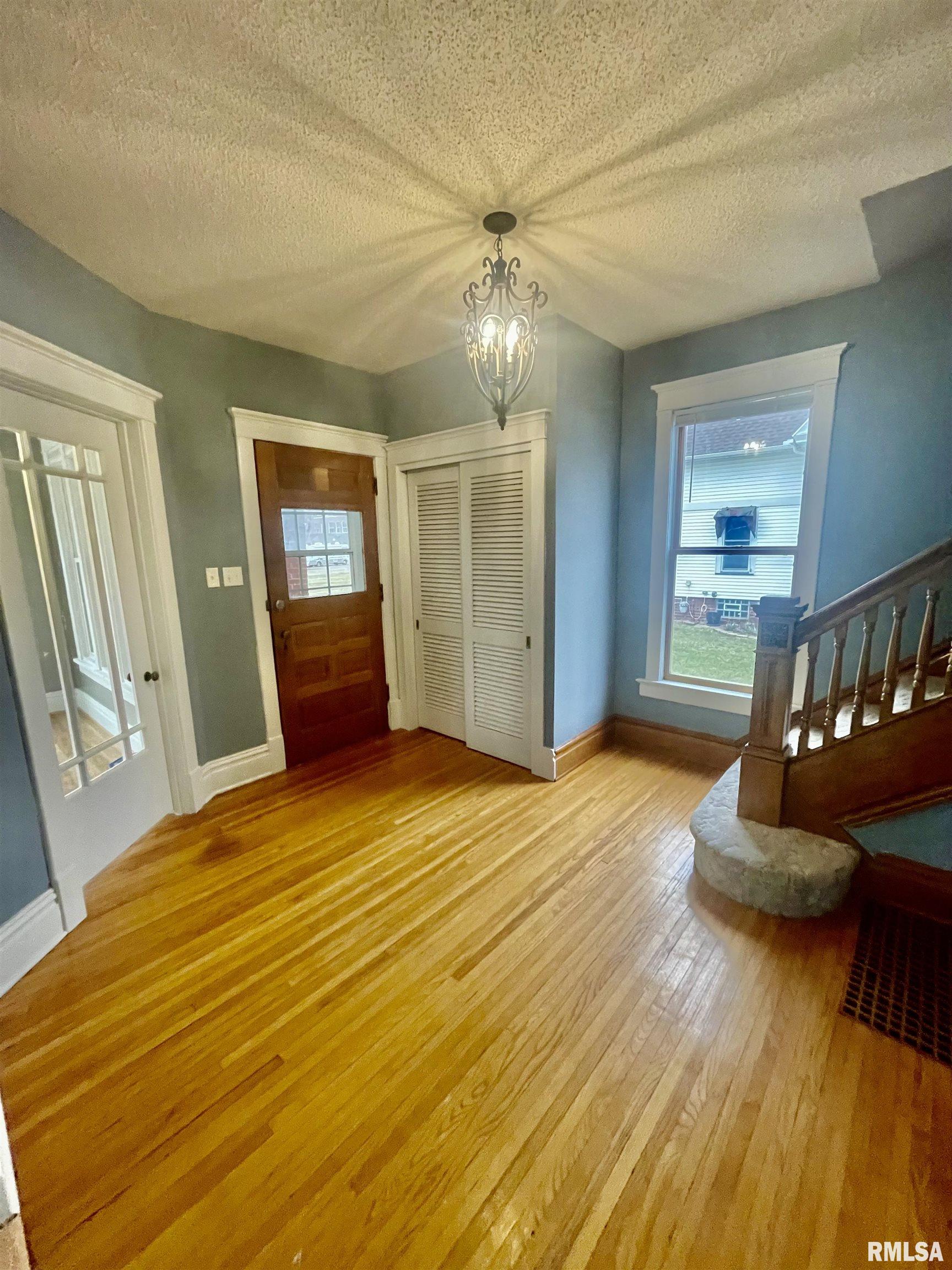 219 N Arthur Avenue, Galesburg, Illinois image 8