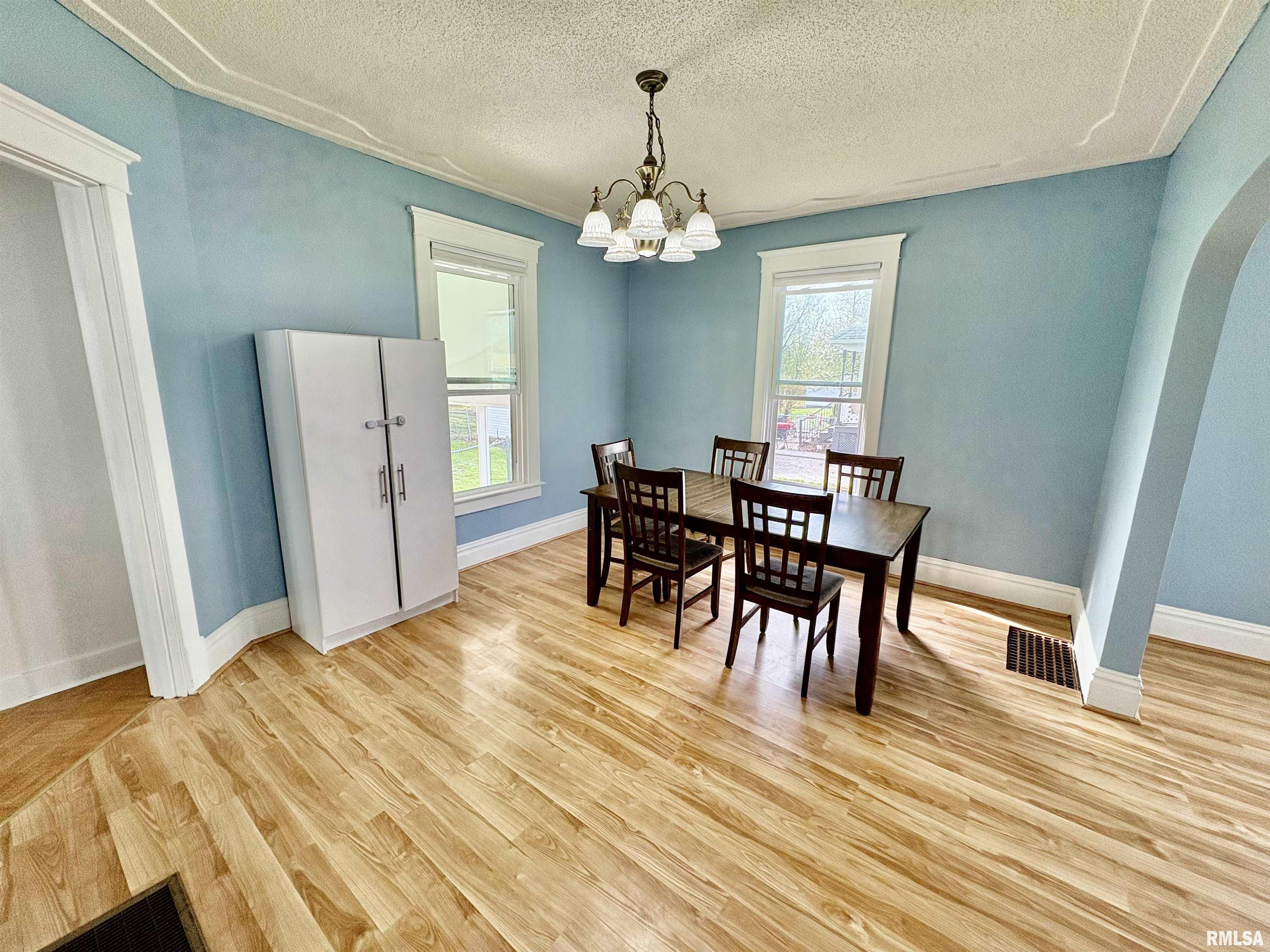 219 N Arthur Avenue, Galesburg, Illinois image 16