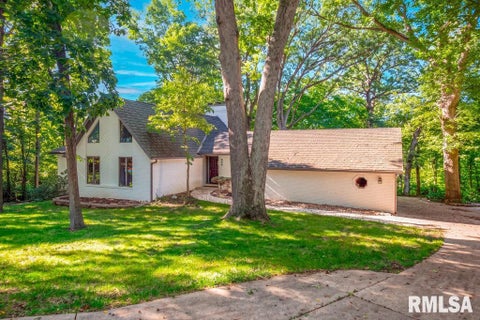 Homes For Sale - 499 Norman Drive<br/> Groveland, IL 61535