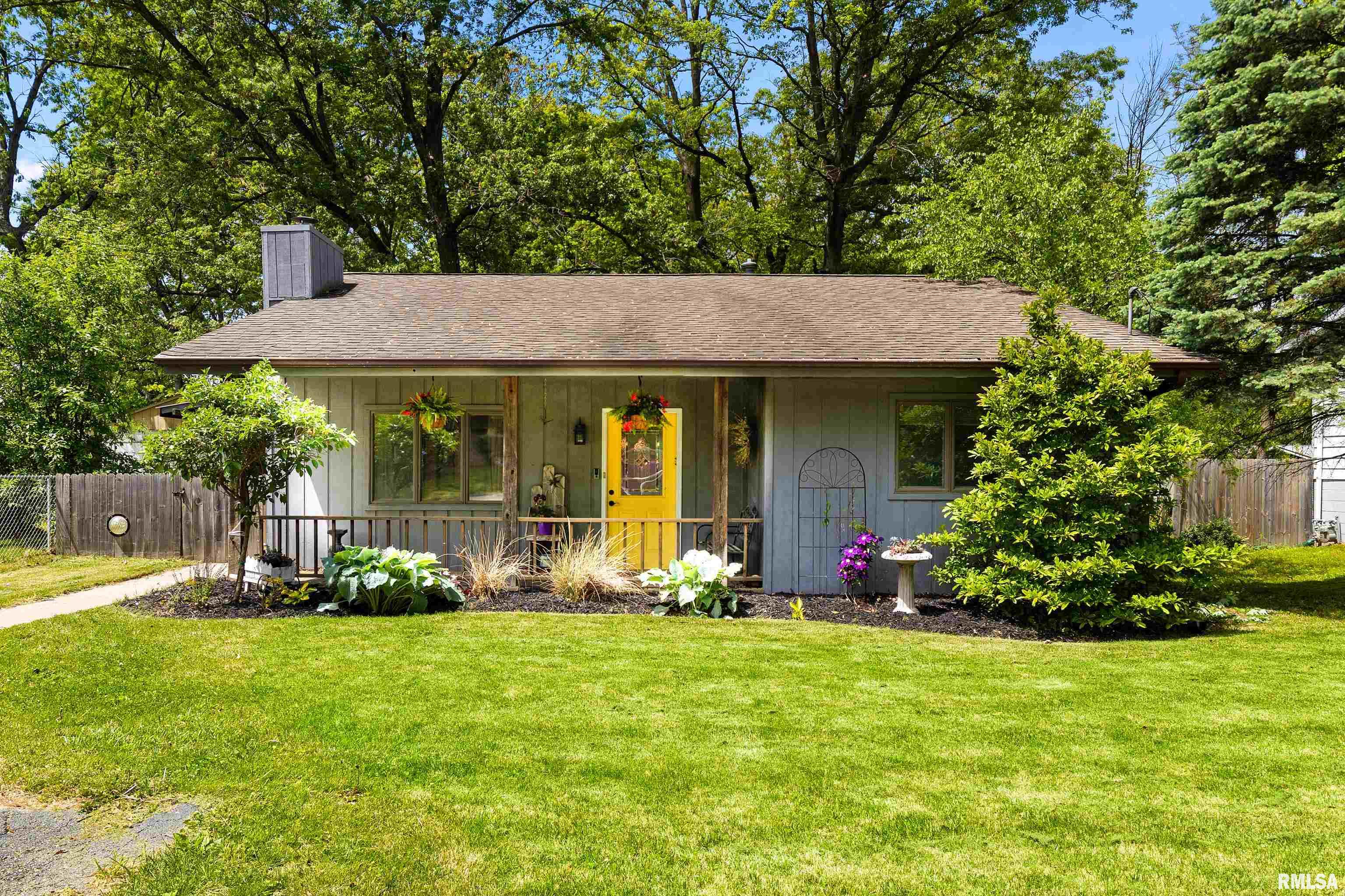 107 N Inglewood Drive, East Peoria, Illinois image 2