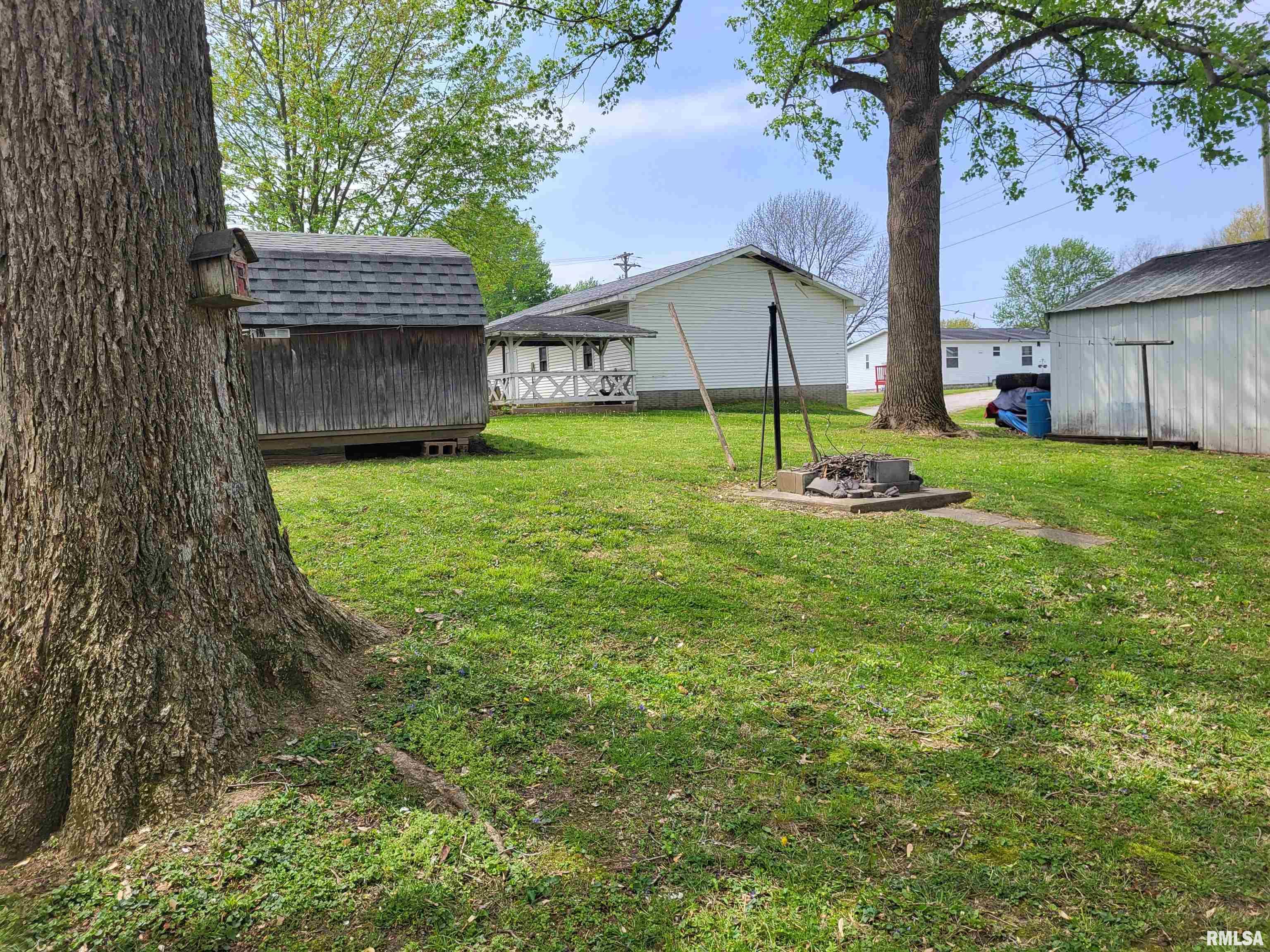 326 W 2nd Street, Versailles, Illinois image 5