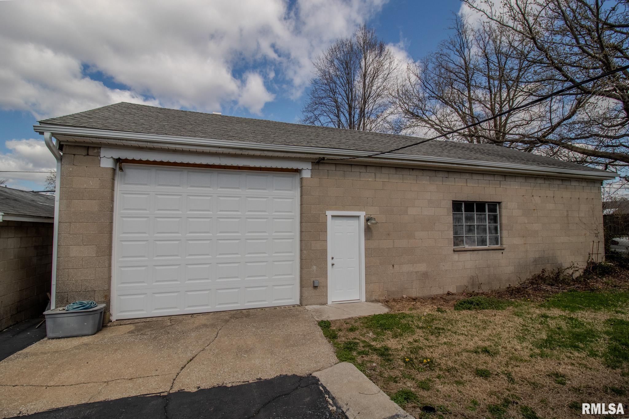 1205 E Elm Street, West Frankfort, Illinois image 6
