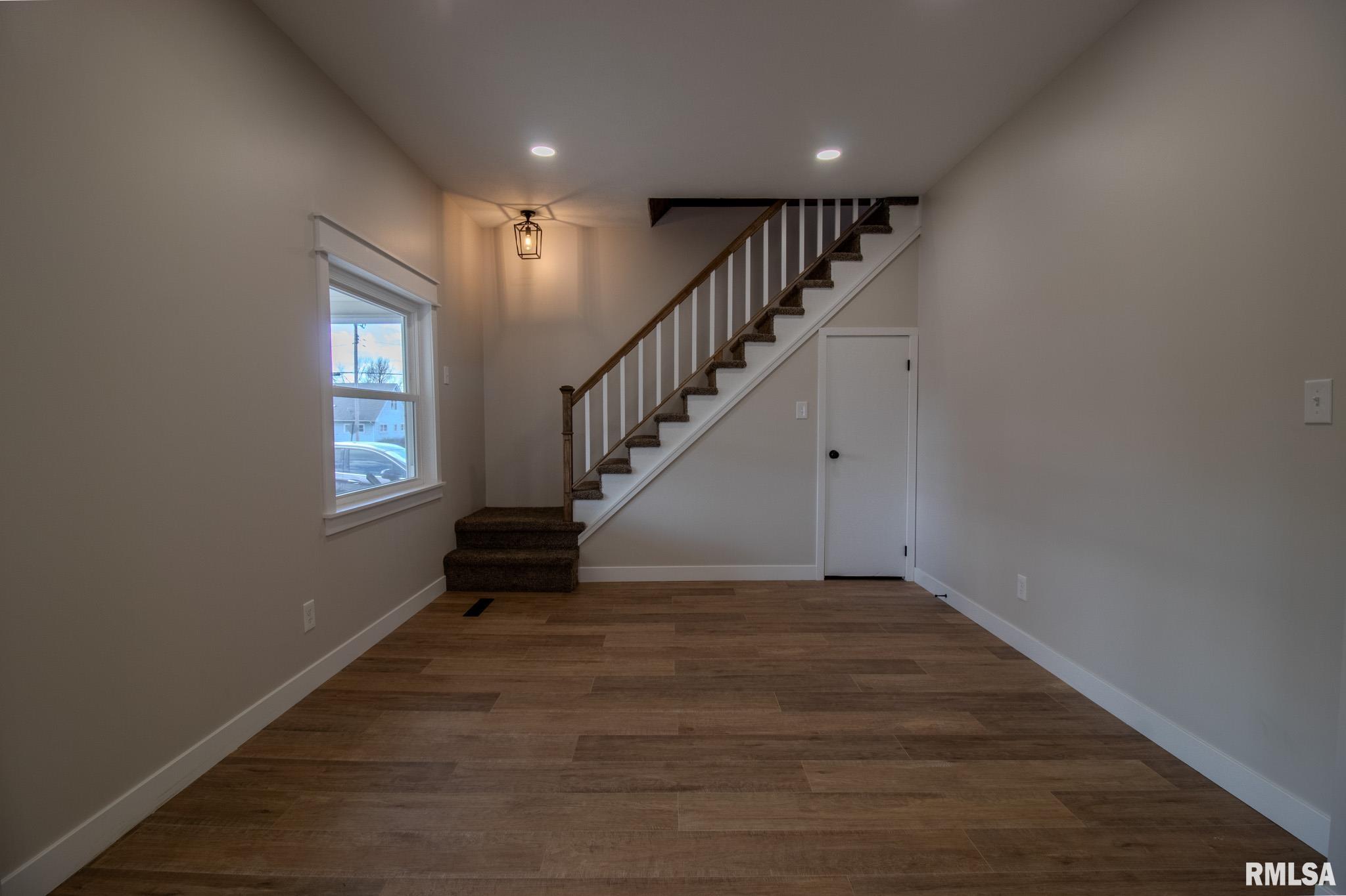 1205 E Elm Street, West Frankfort, Illinois image 9