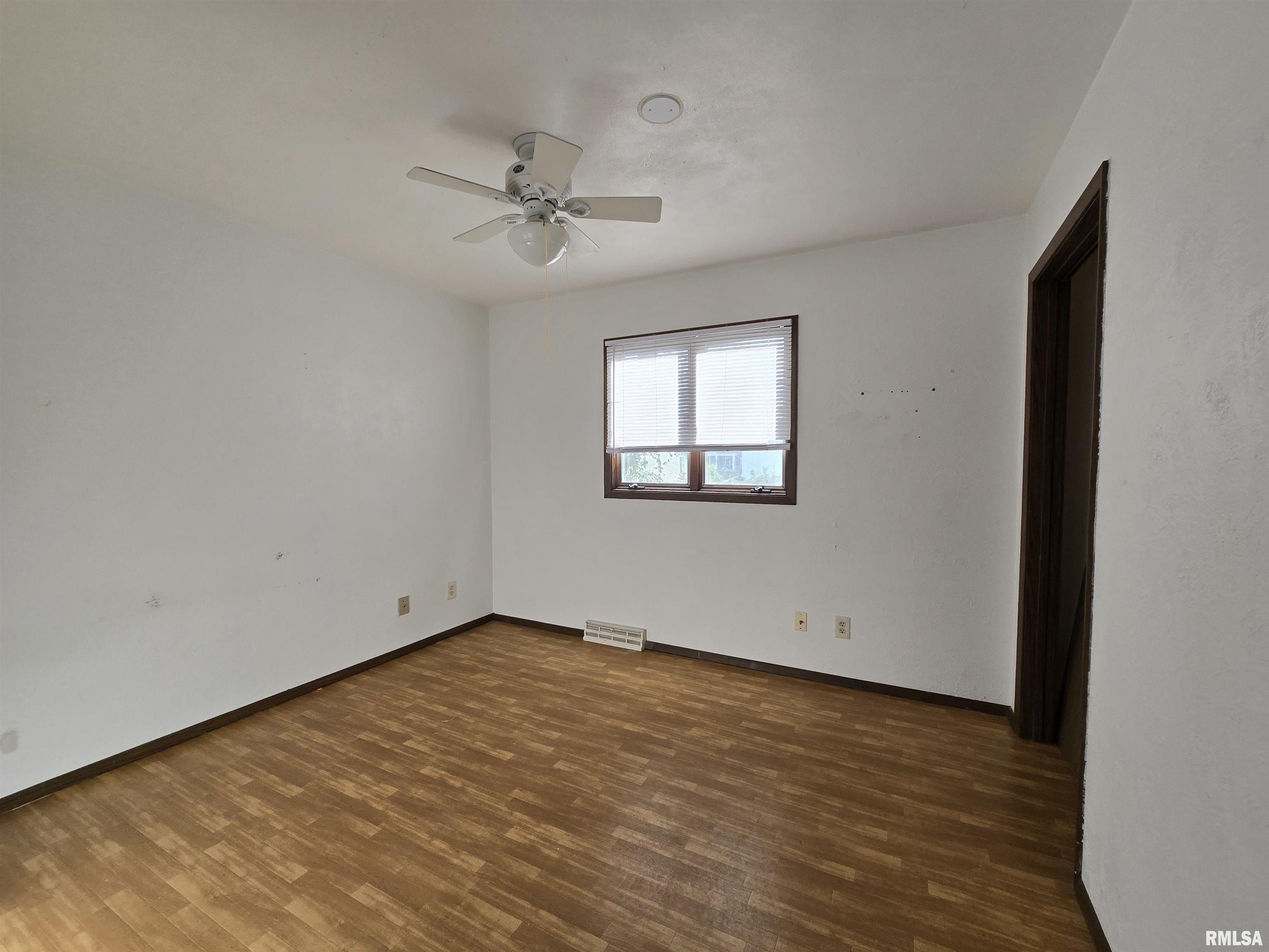 313 13th Avenue A, De Witt, Iowa image 13