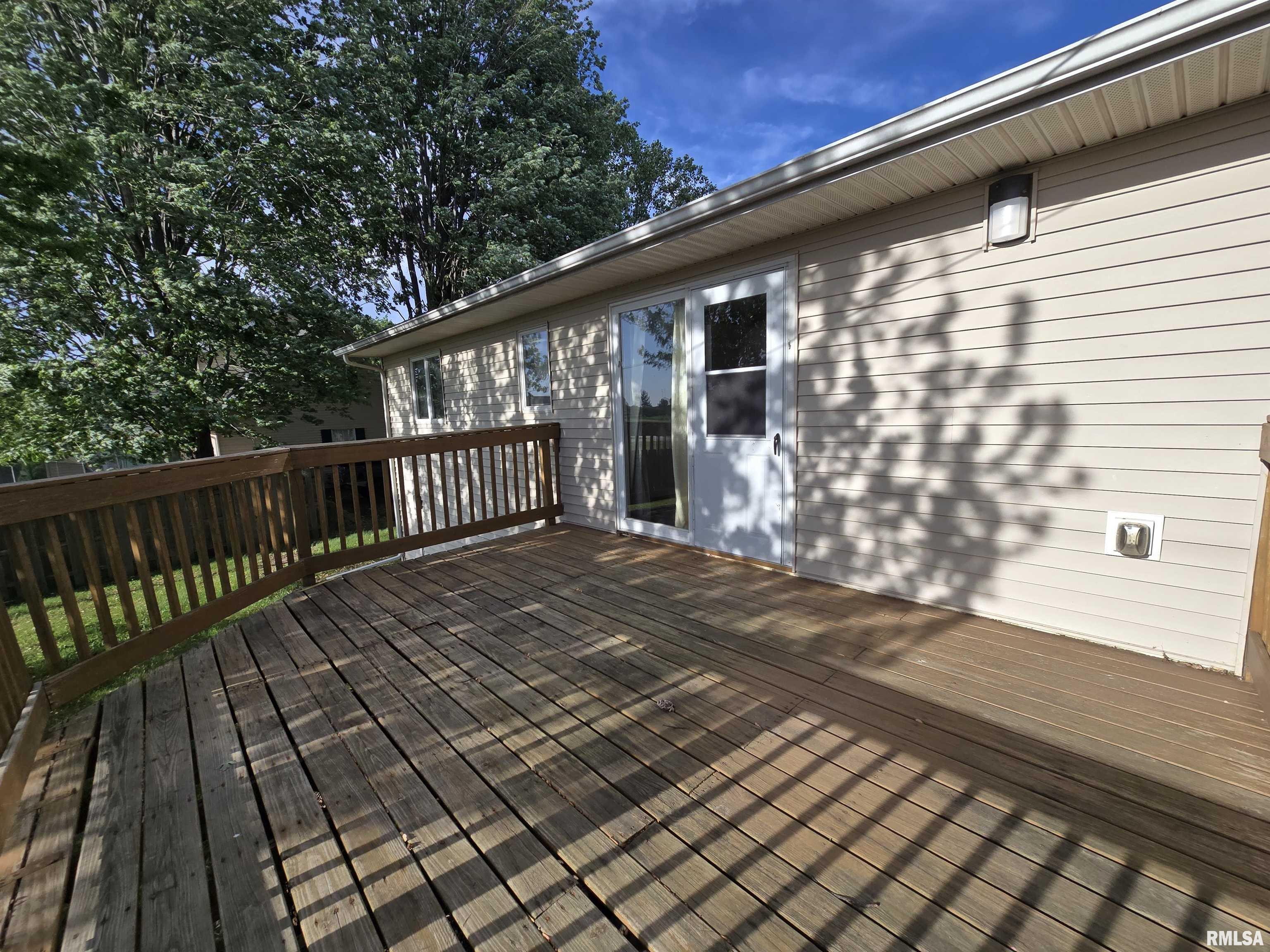 313 13th Avenue A, De Witt, Iowa image 22