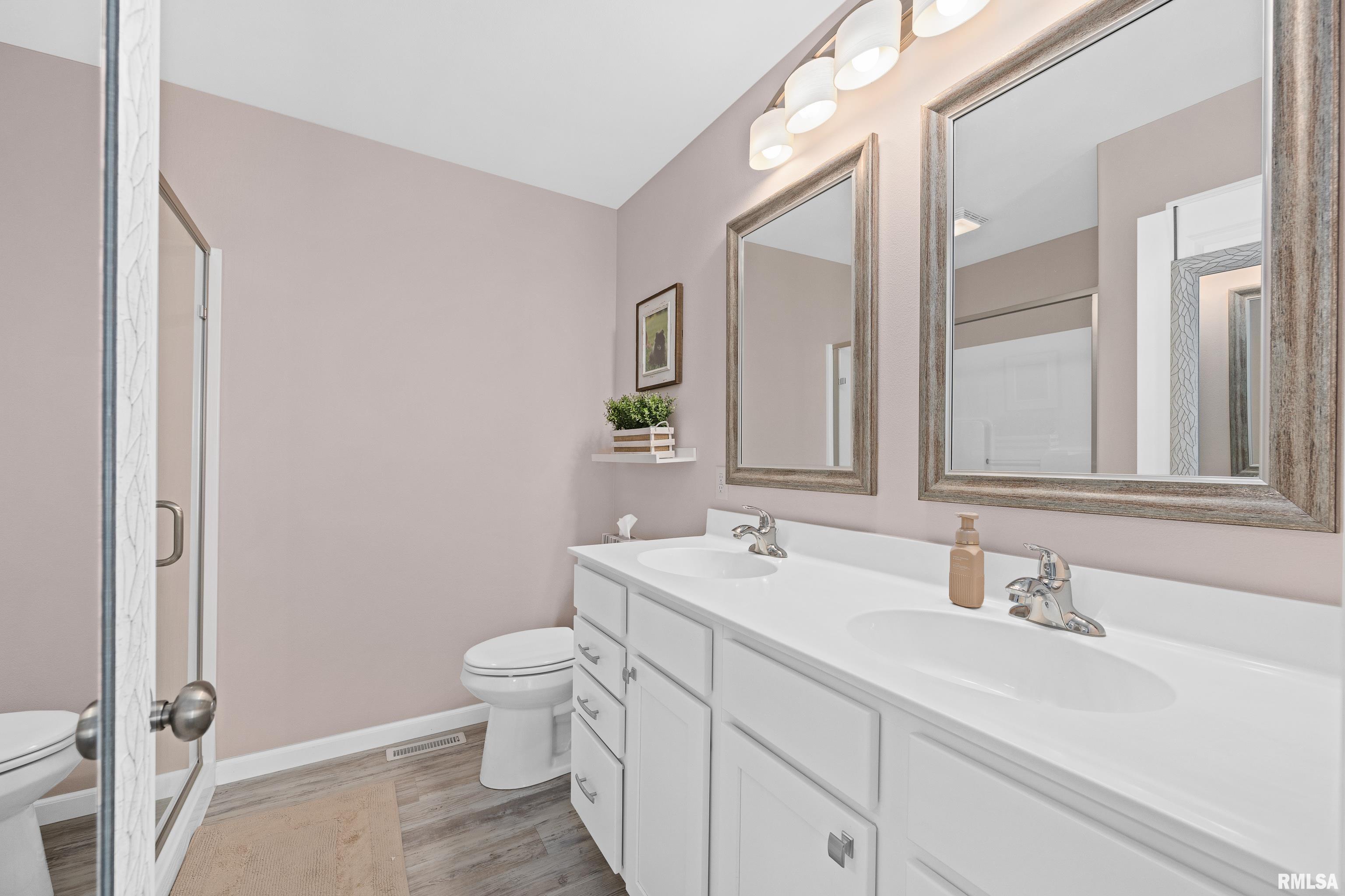 1556 Parkview Lane, Davenport, Iowa image 20