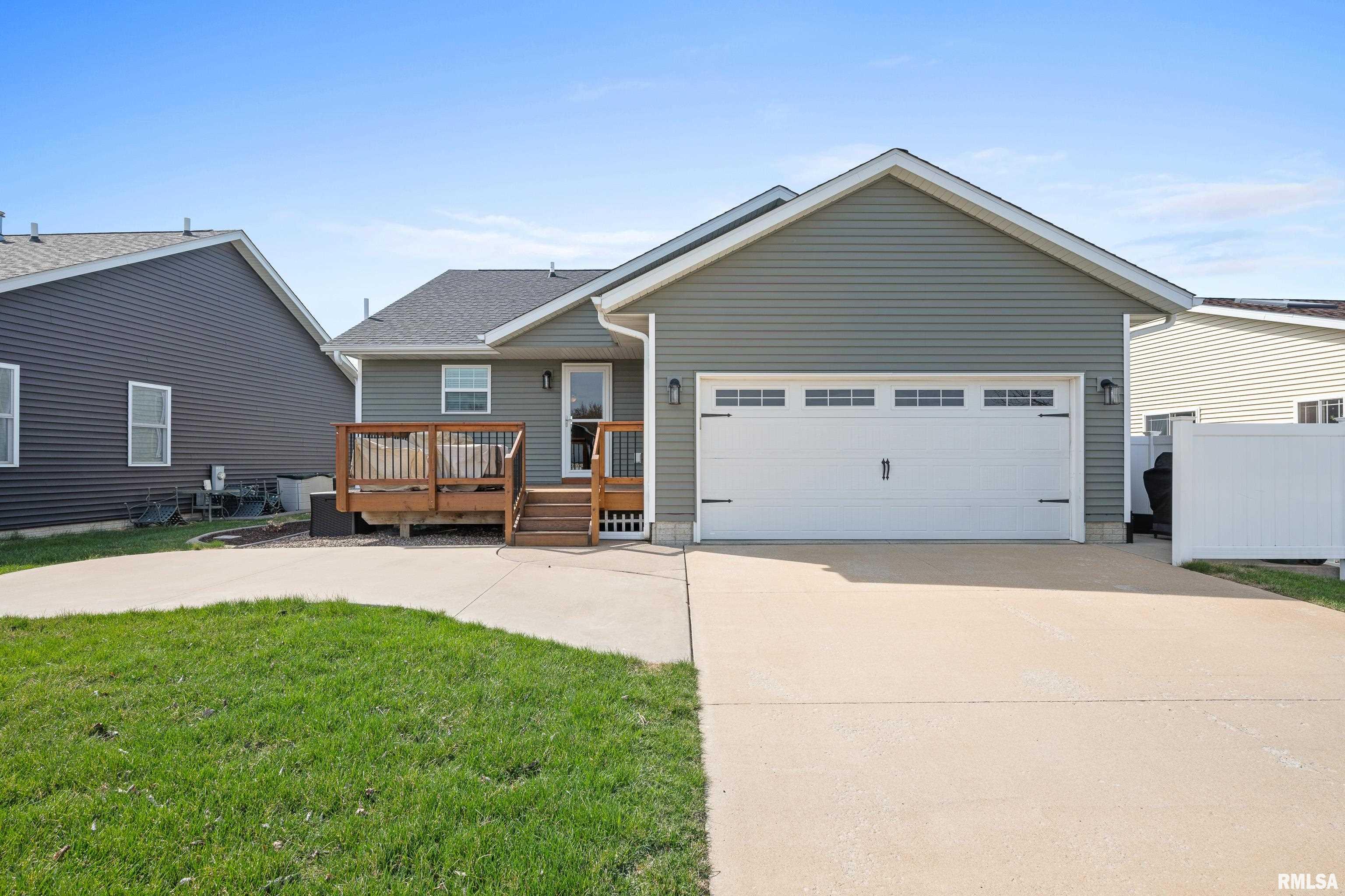 1556 Parkview Lane, Davenport, Iowa image 34