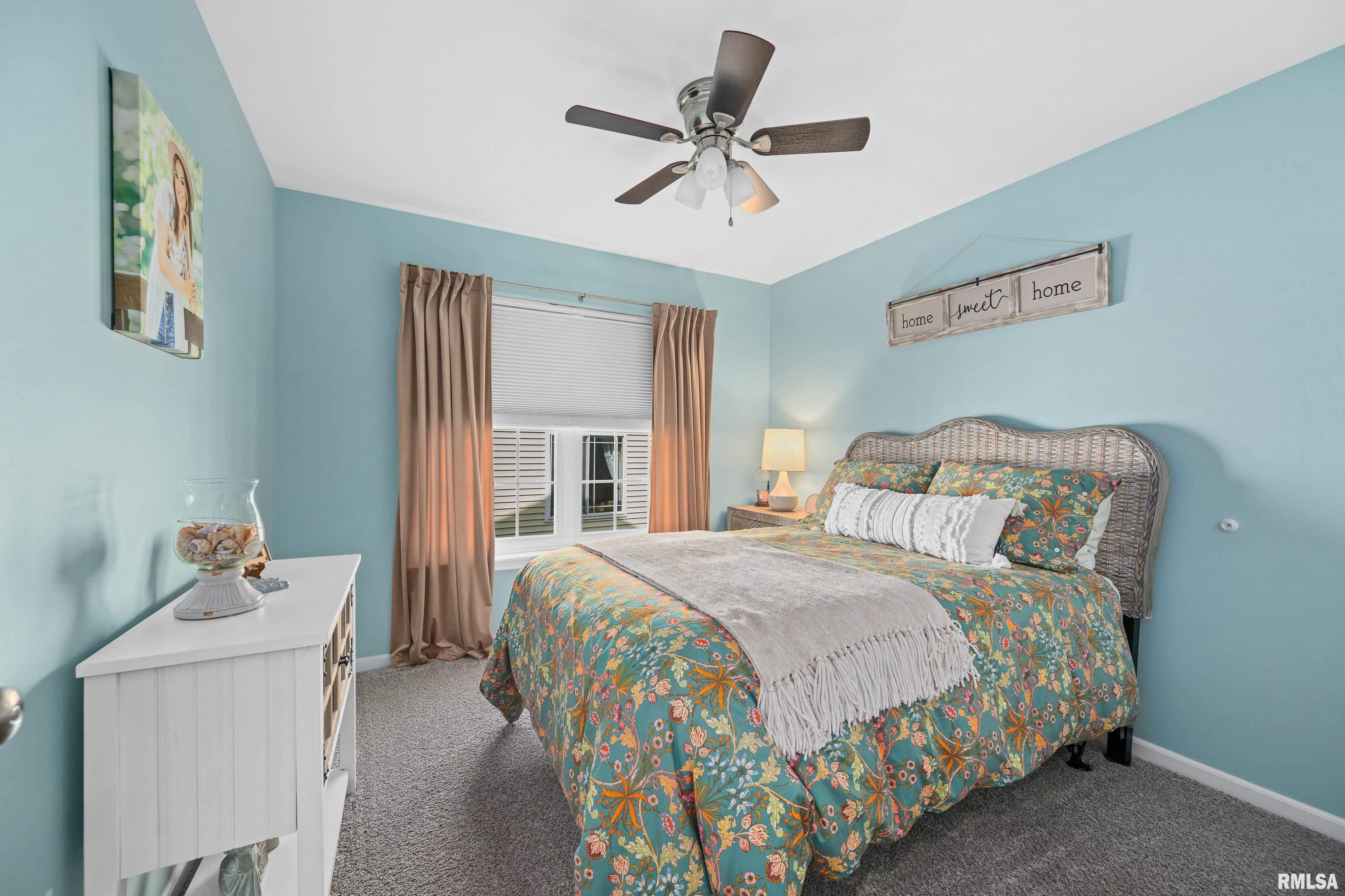 1556 Parkview Lane, Davenport, Iowa image 14