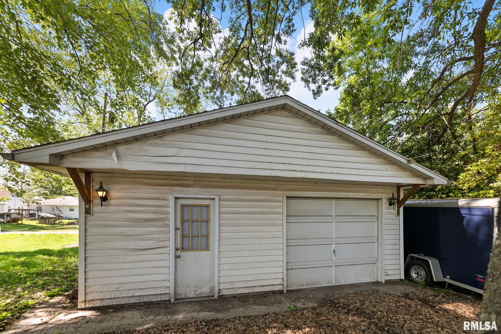 515 E Calumet Street, Centralia, Illinois image 6
