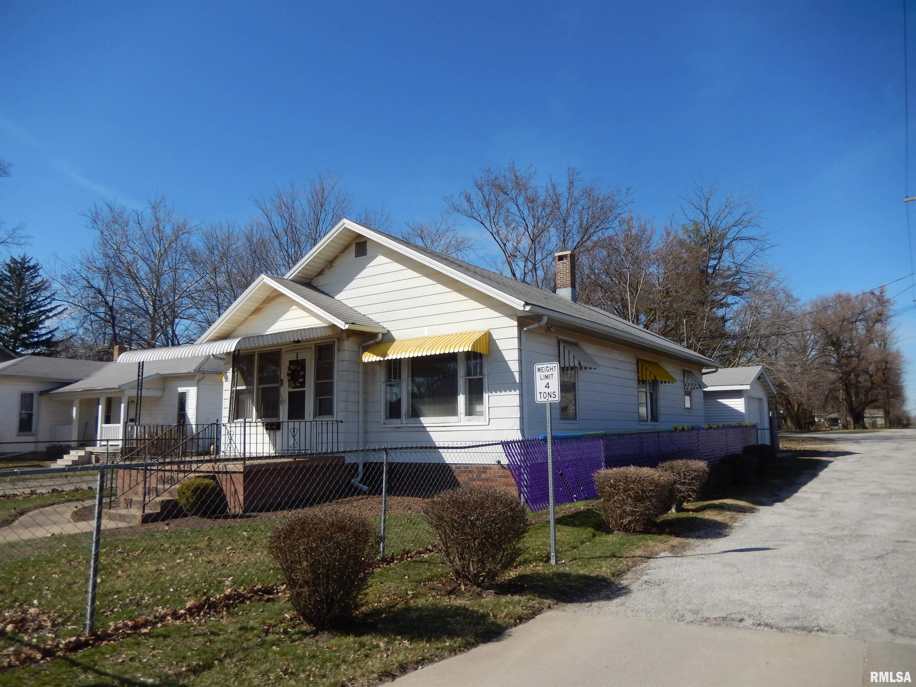 120 W Adams Street, Macomb, Illinois image 1